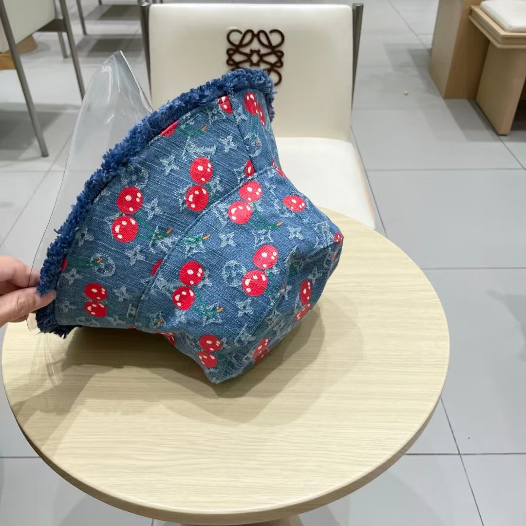 LV hat