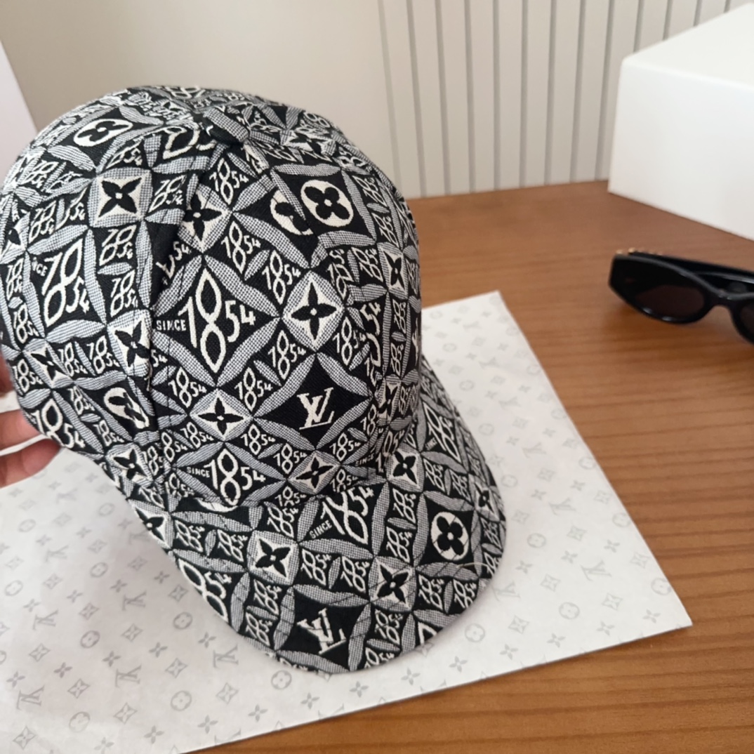 LV hat