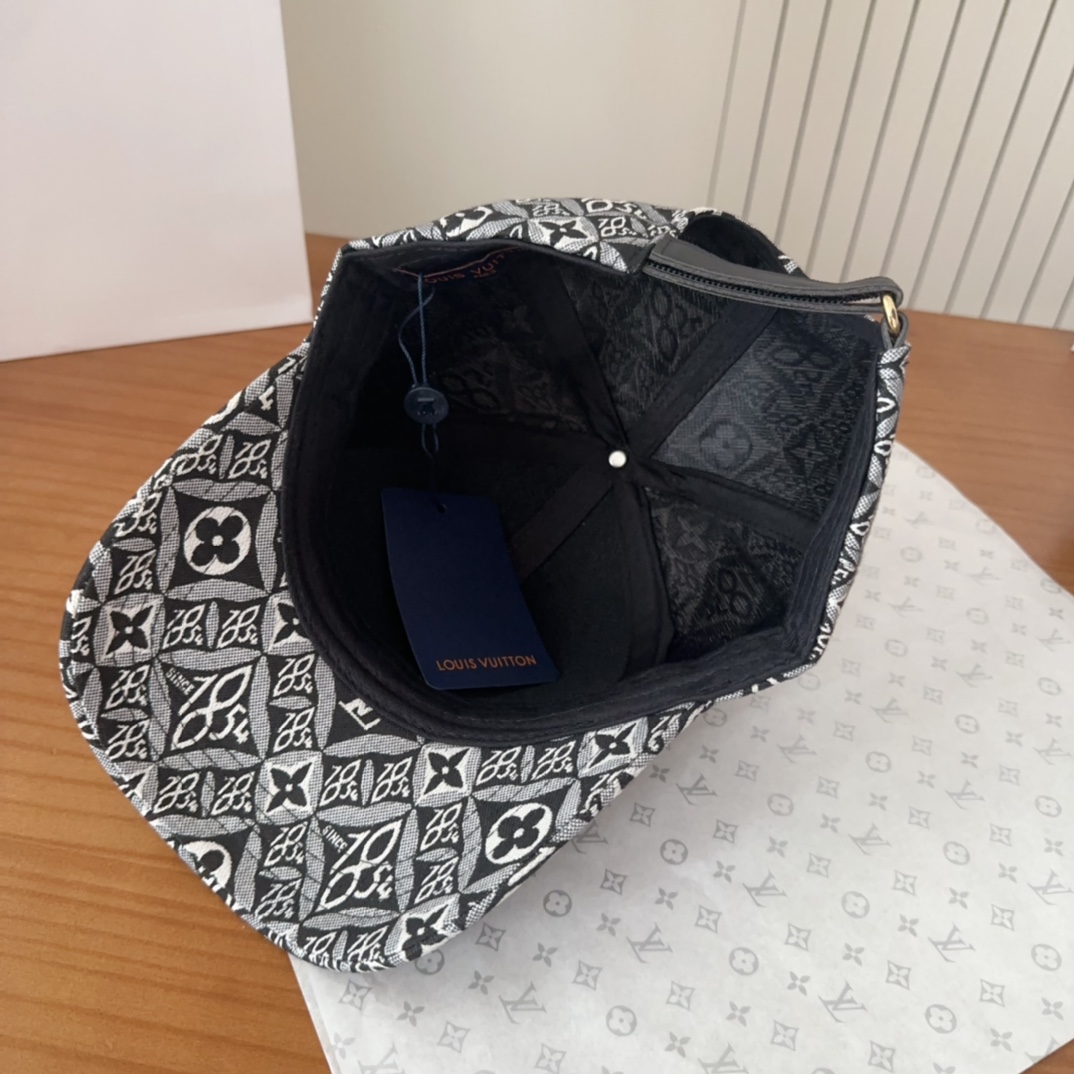 LV hat