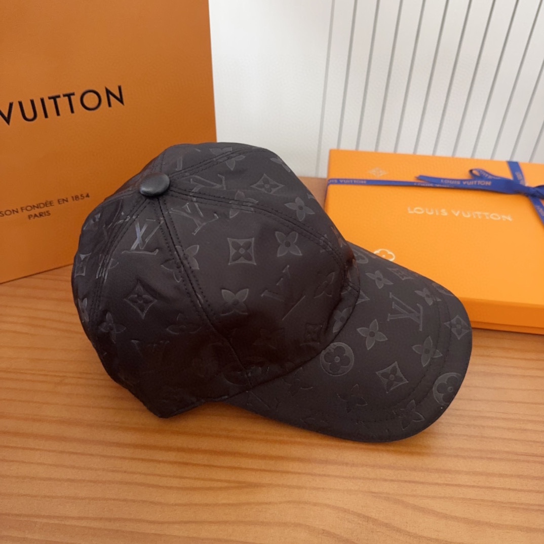 LV hat