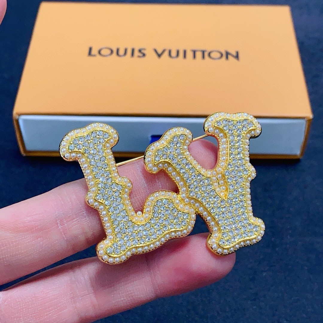LV hat