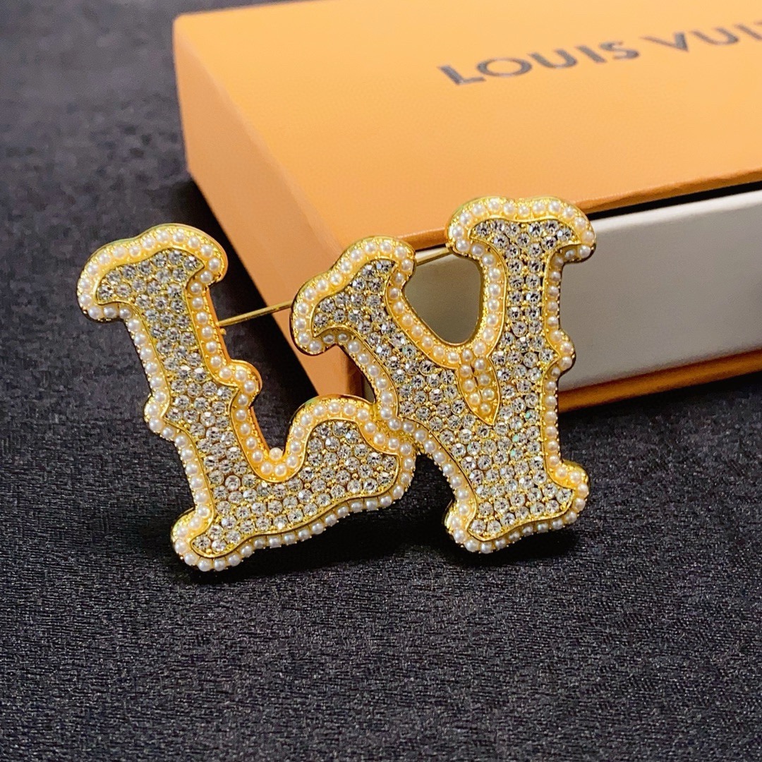 LV hat
