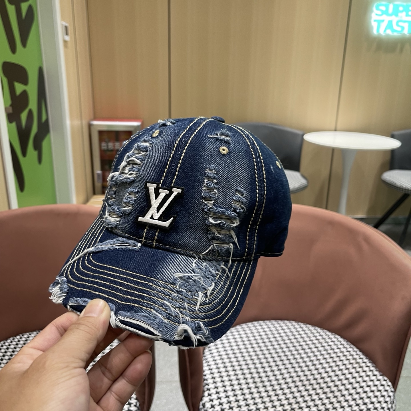 LV hat