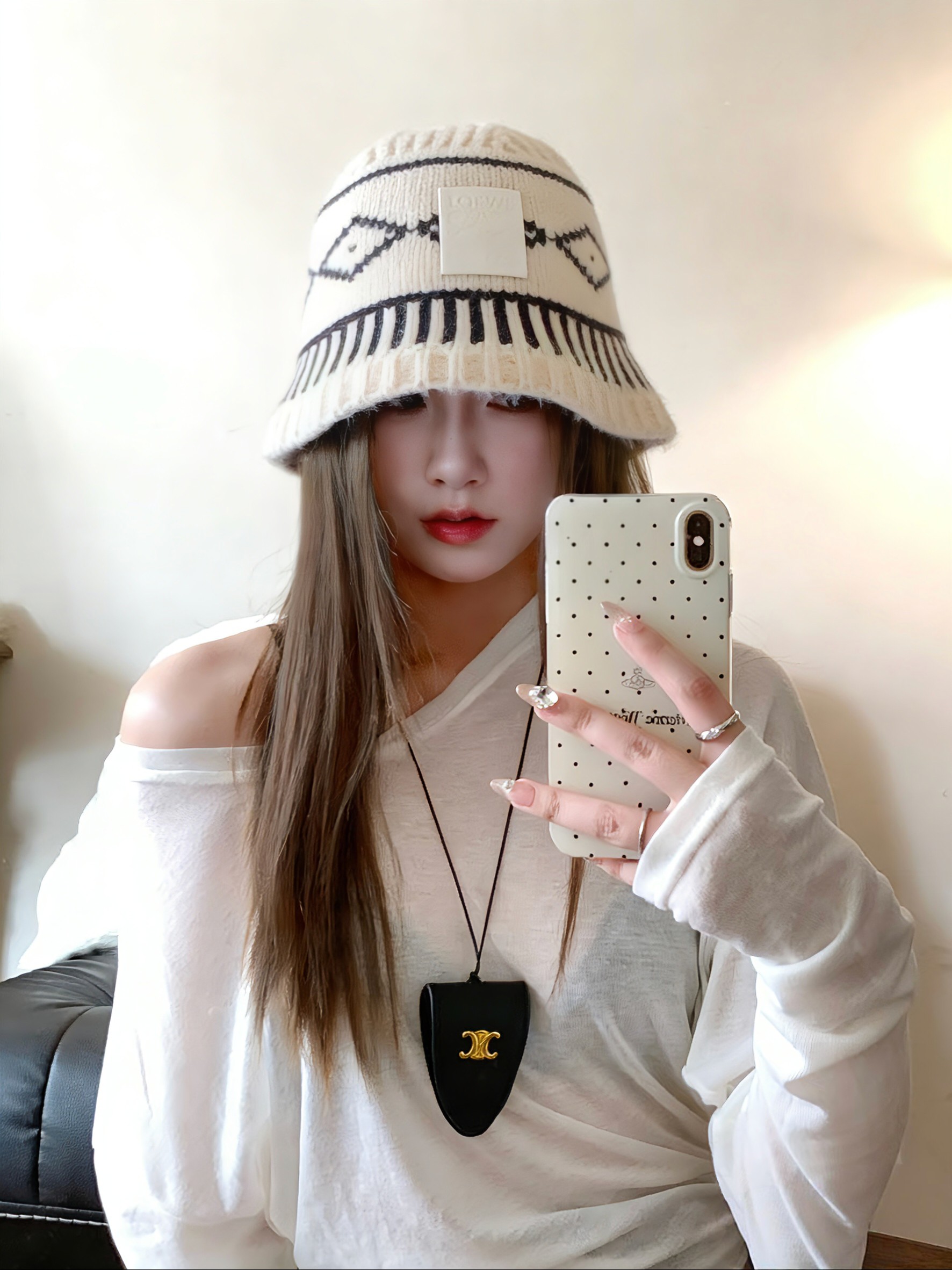 Loewe hat