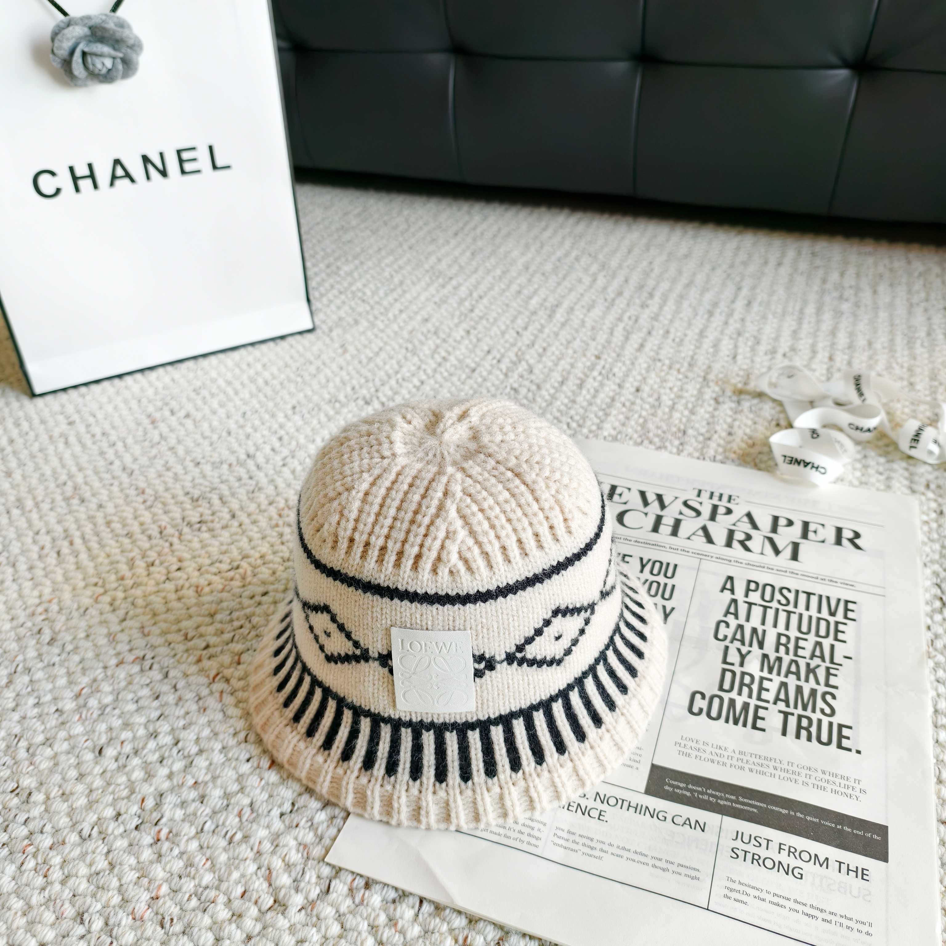 Loewe hat