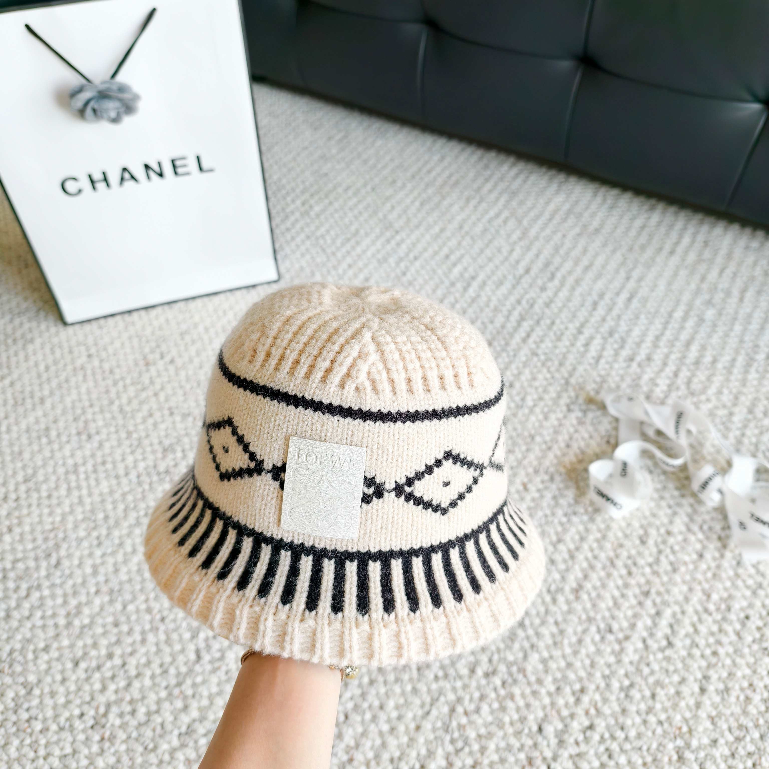 Loewe hat