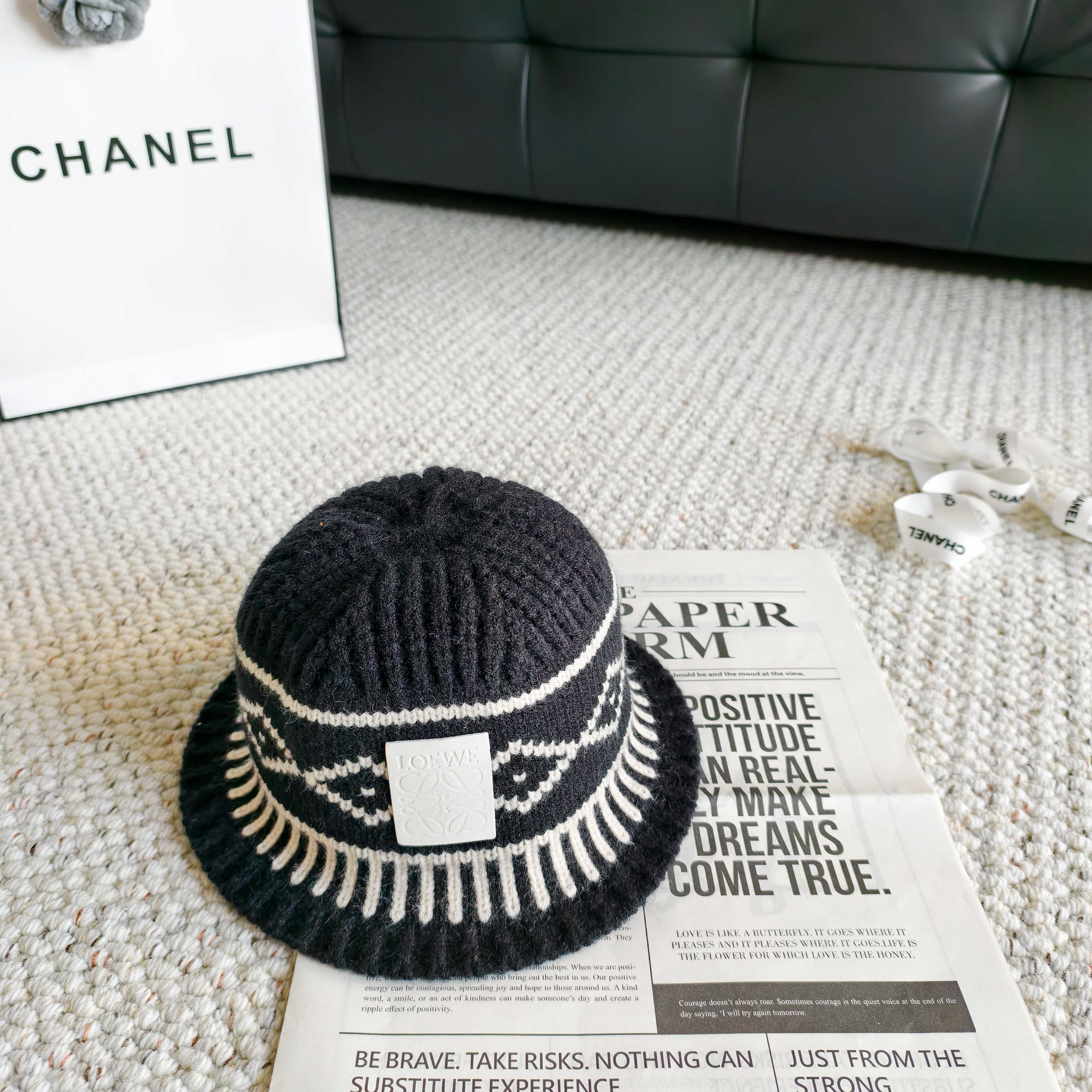 Loewe hat