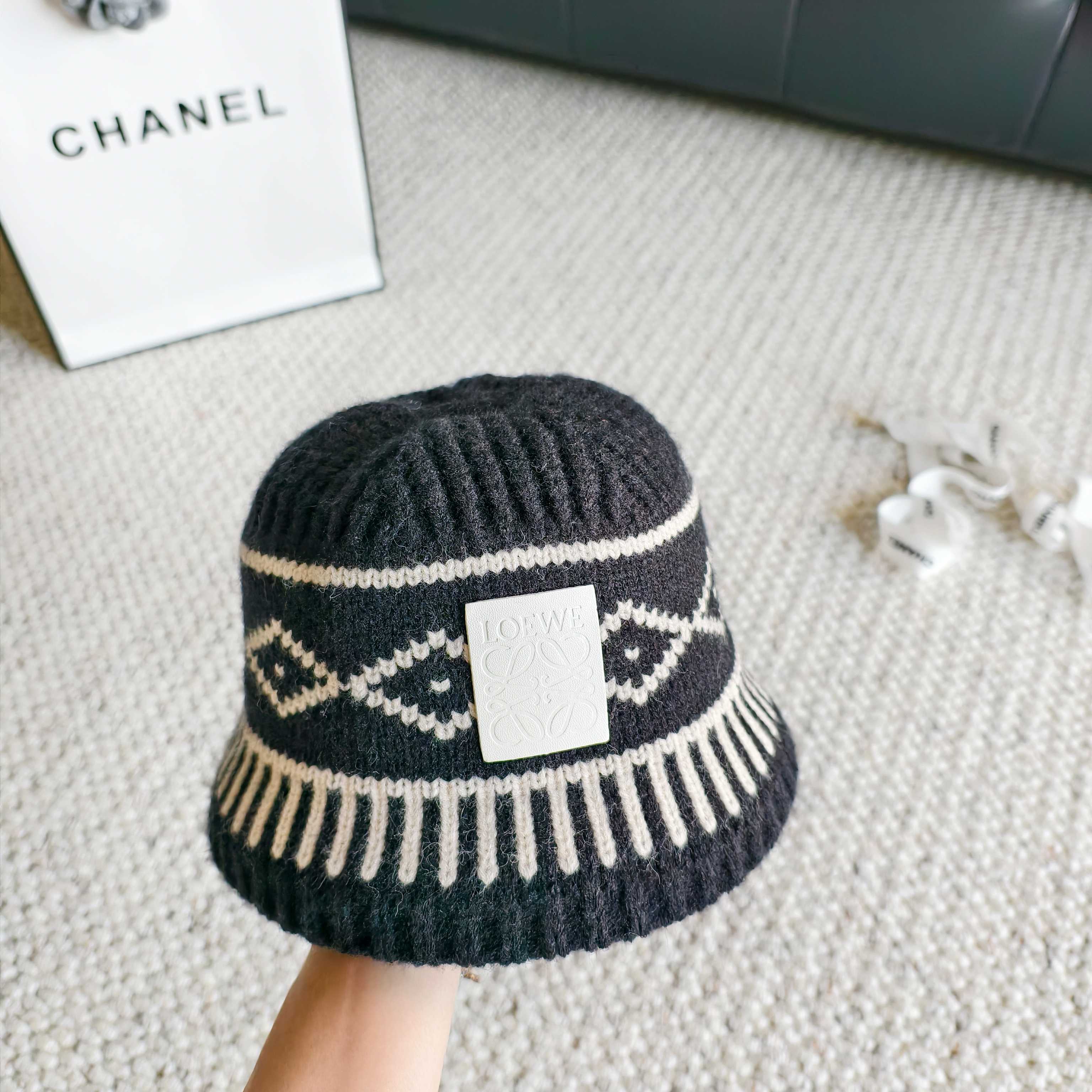 Loewe hat