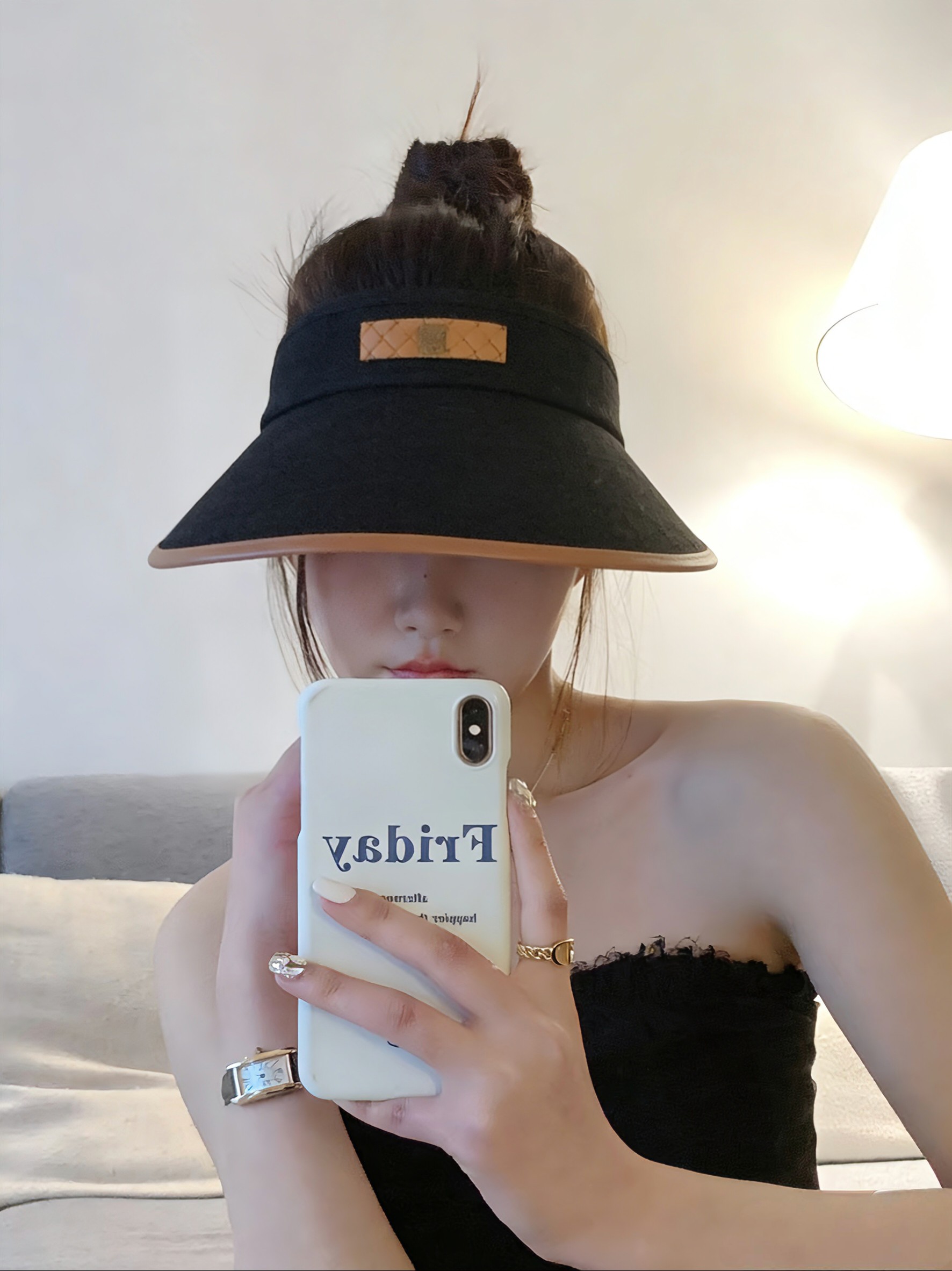 Loewe hat