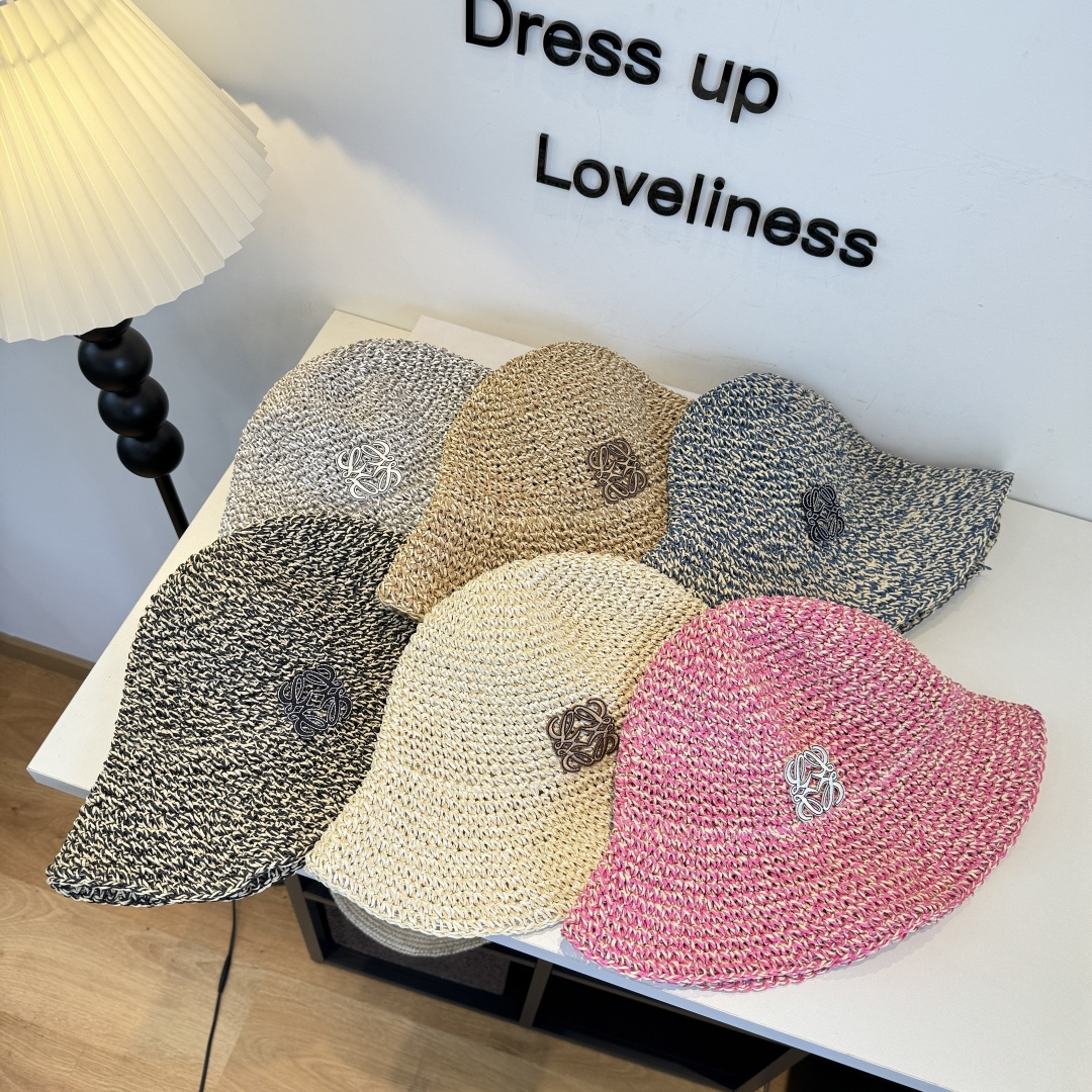 Loewe hat