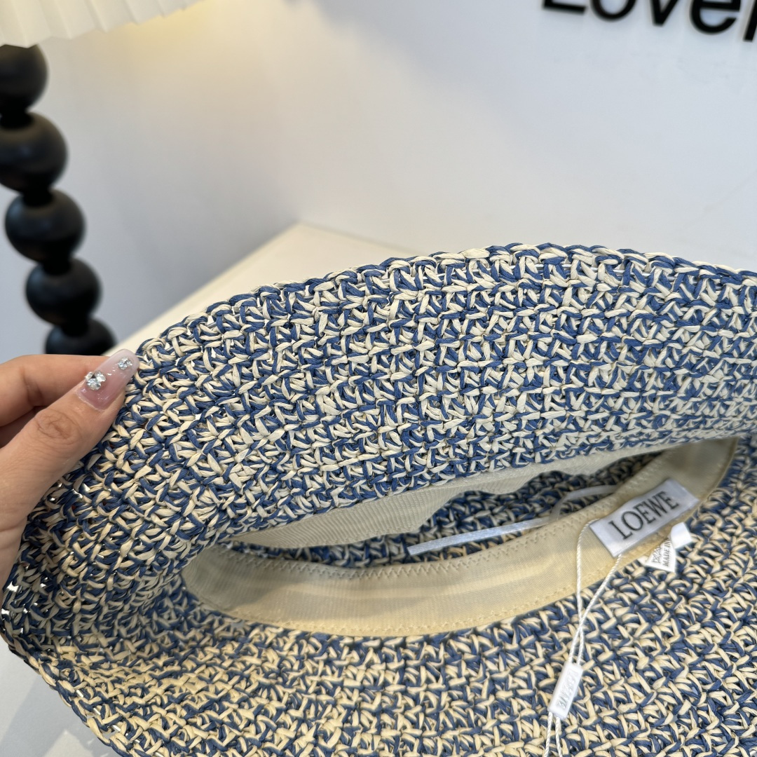 Loewe hat