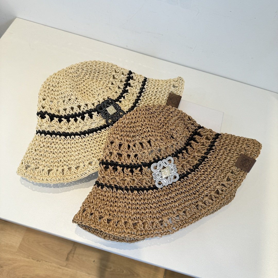 Loewe hat
