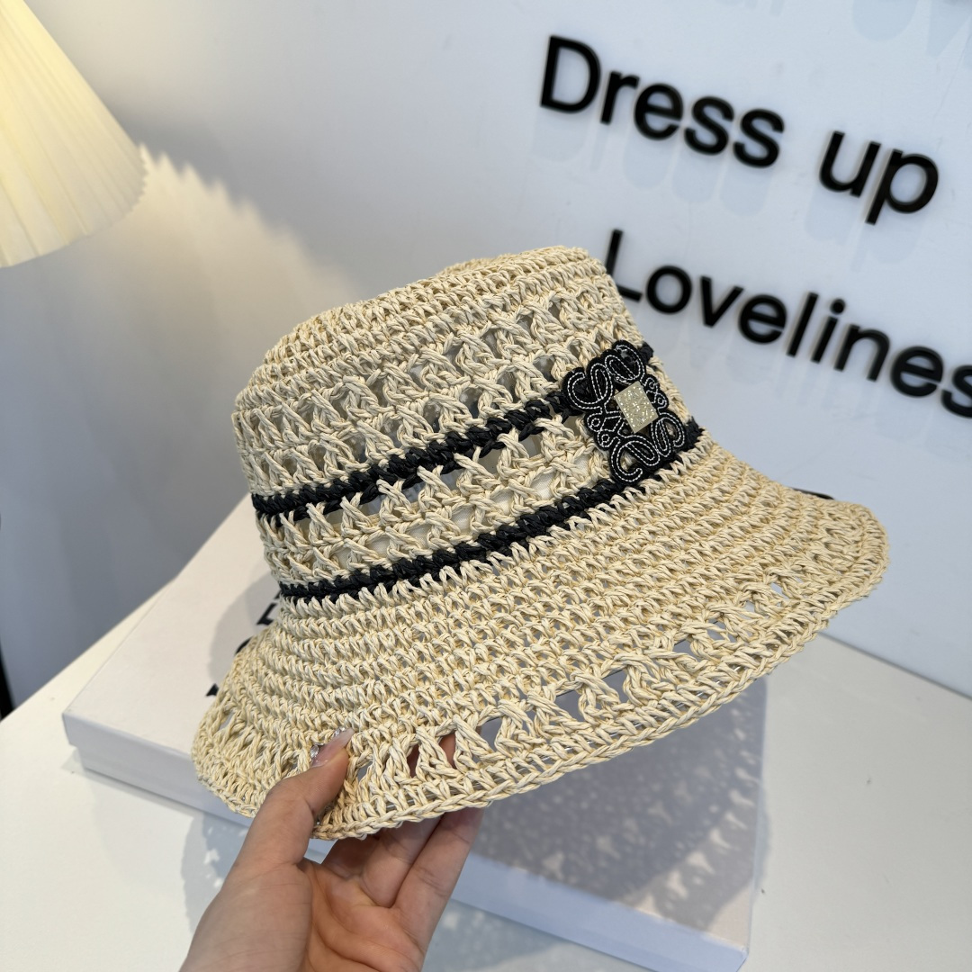 Loewe hat