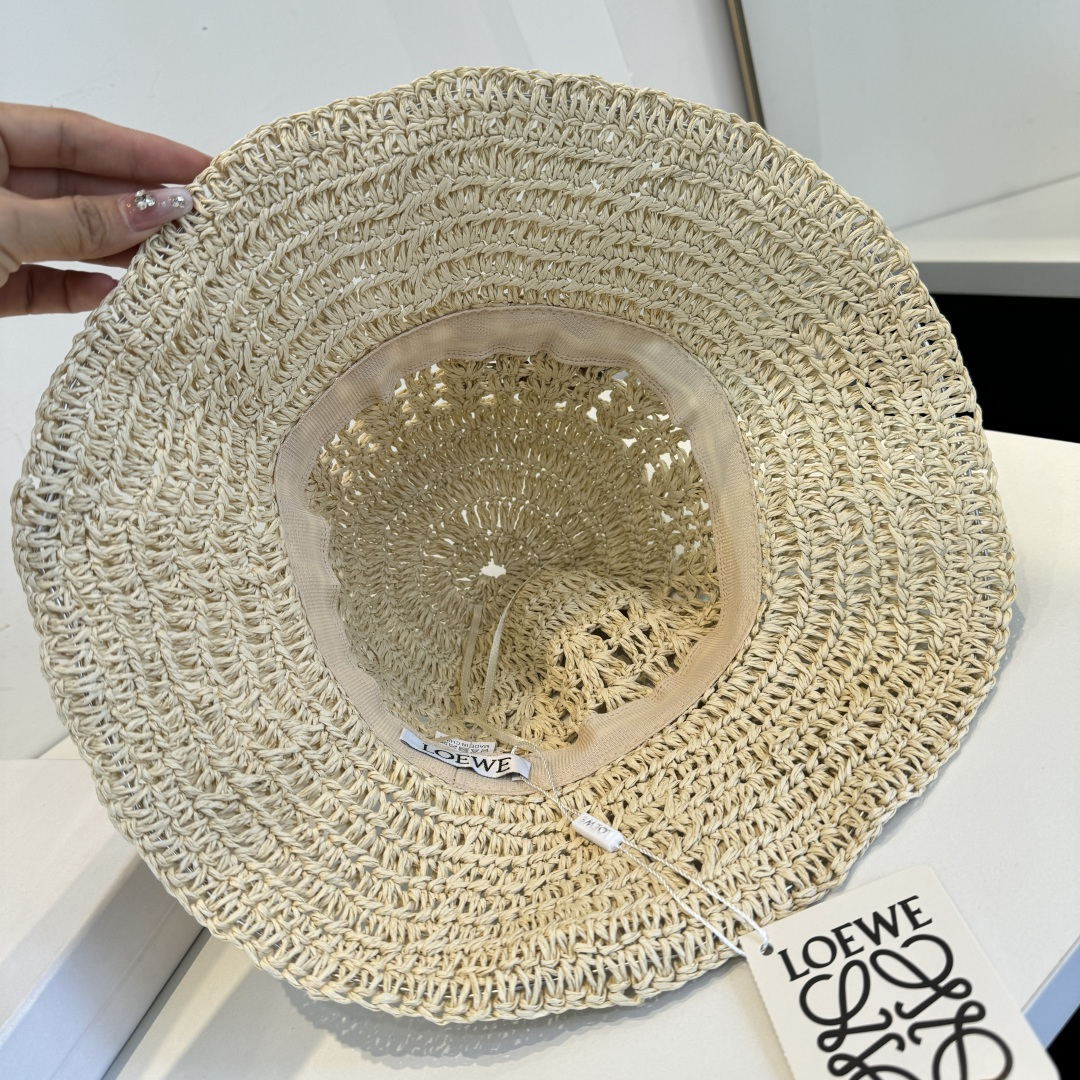 Loewe hat