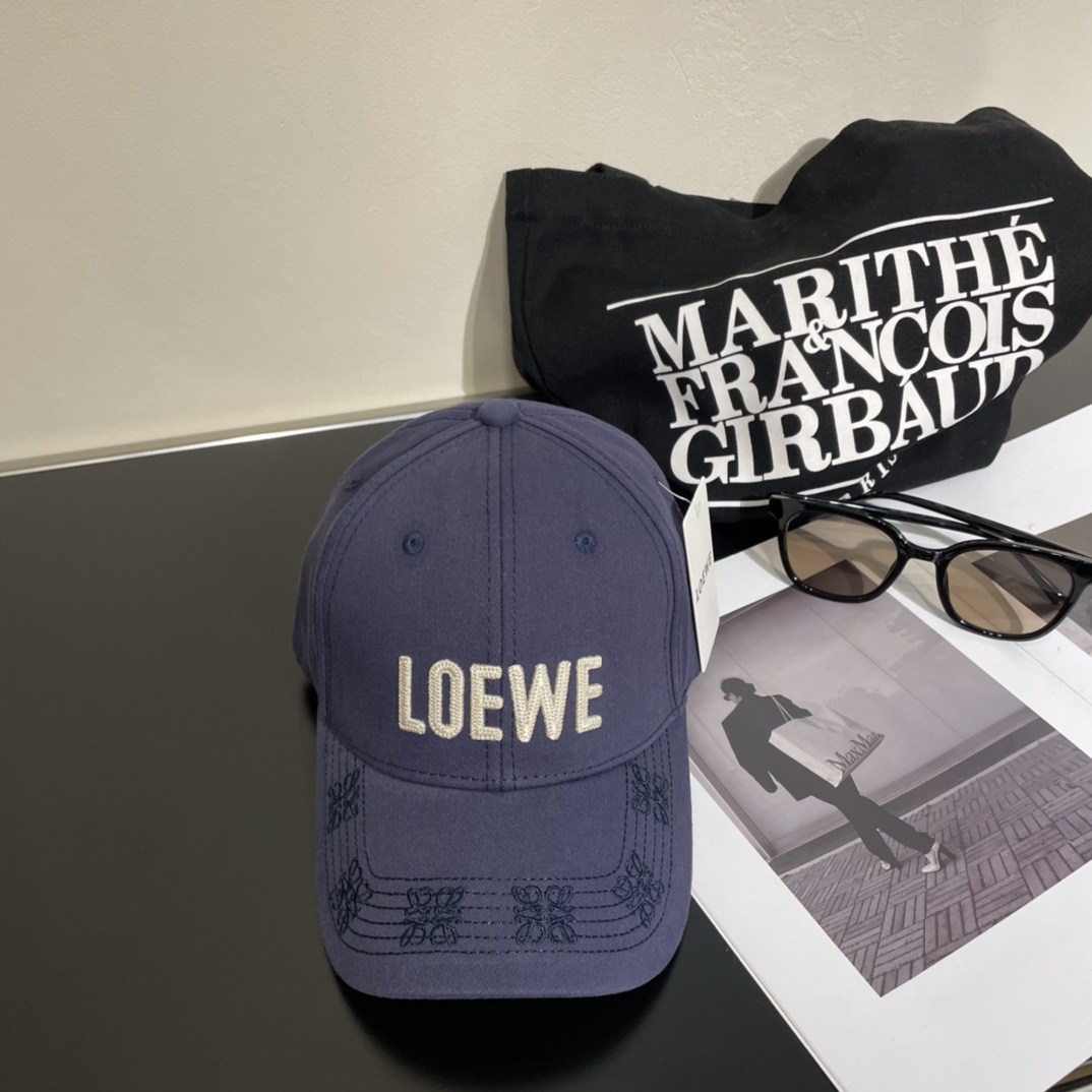 Loewe hat