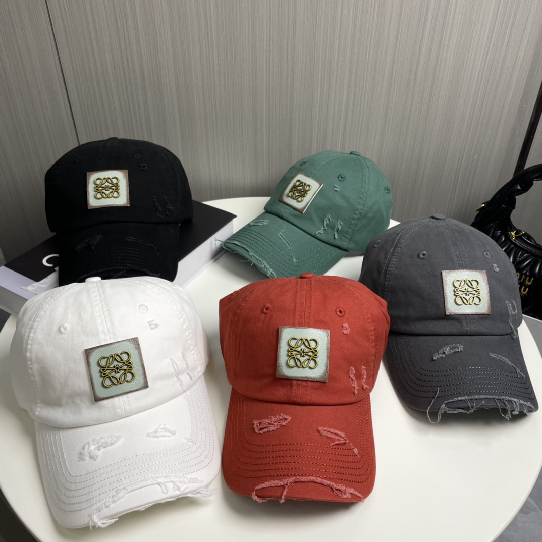 Loewe hat