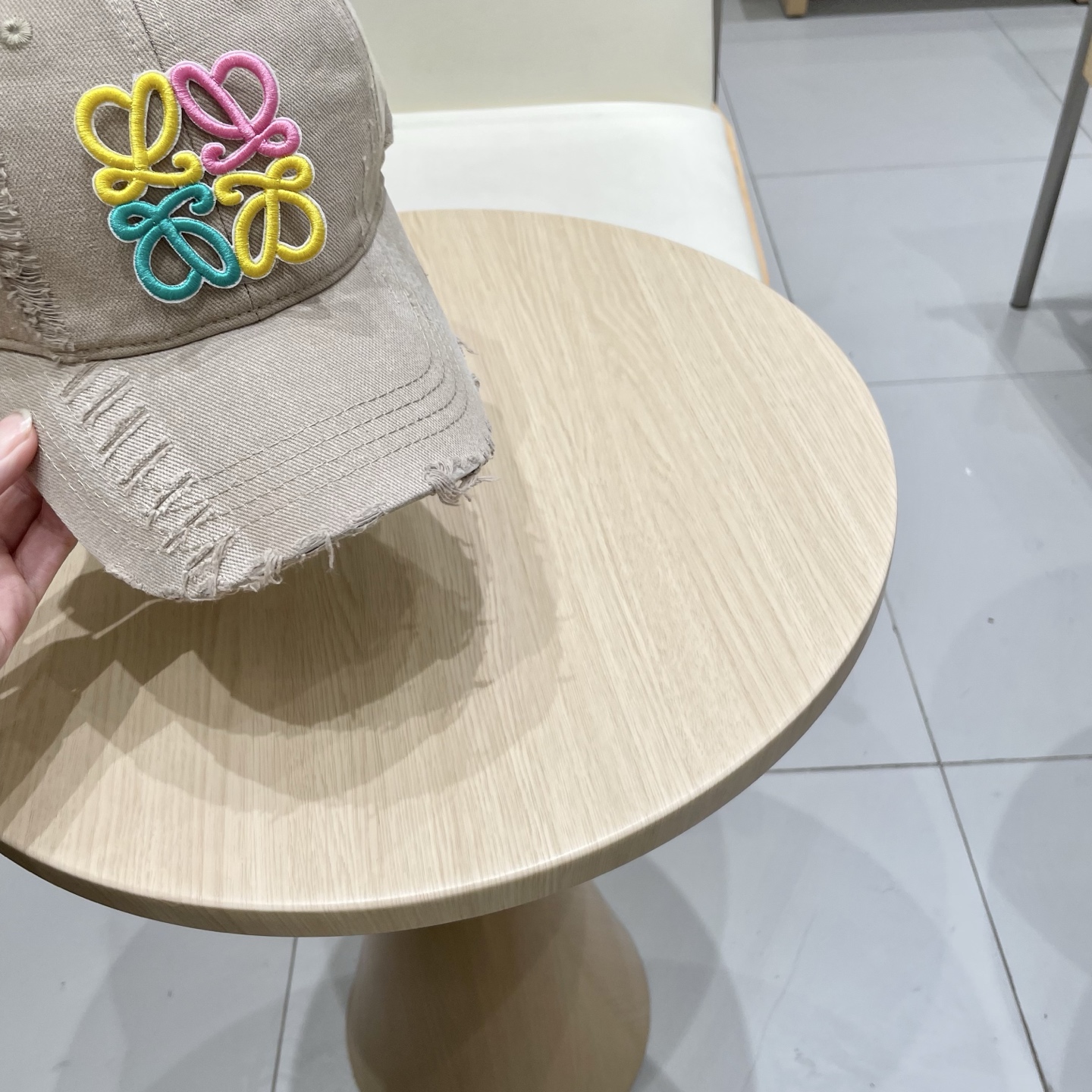 Loewe hat