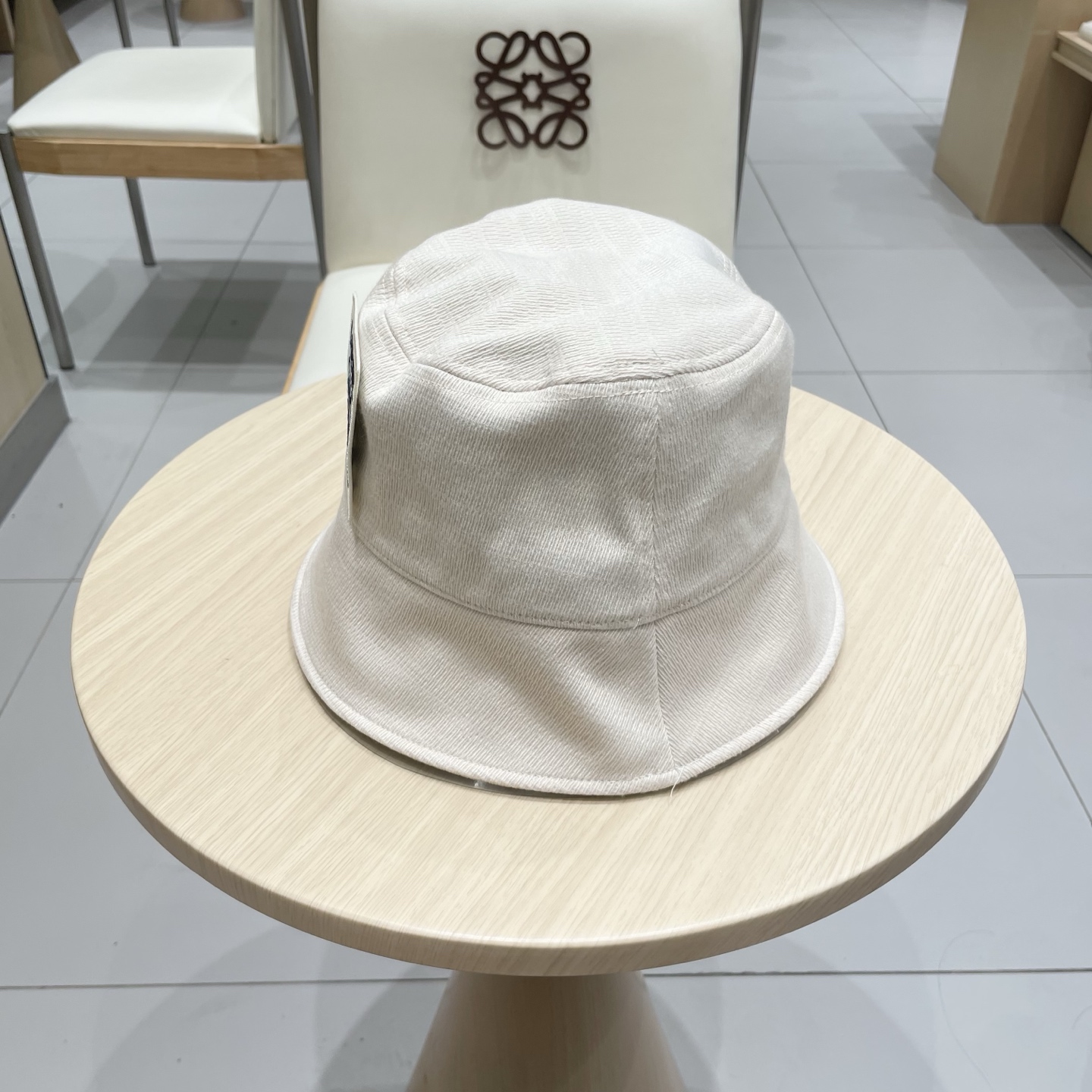 Loewe hat