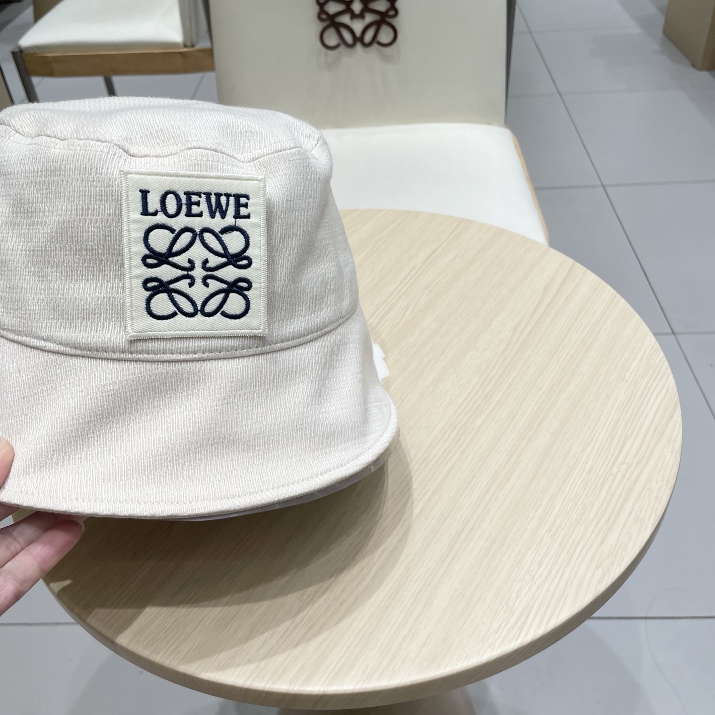 Loewe hat