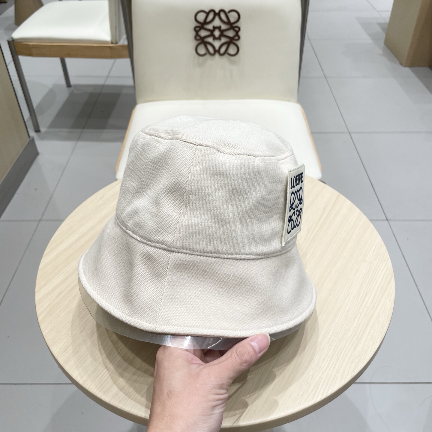 Loewe hat