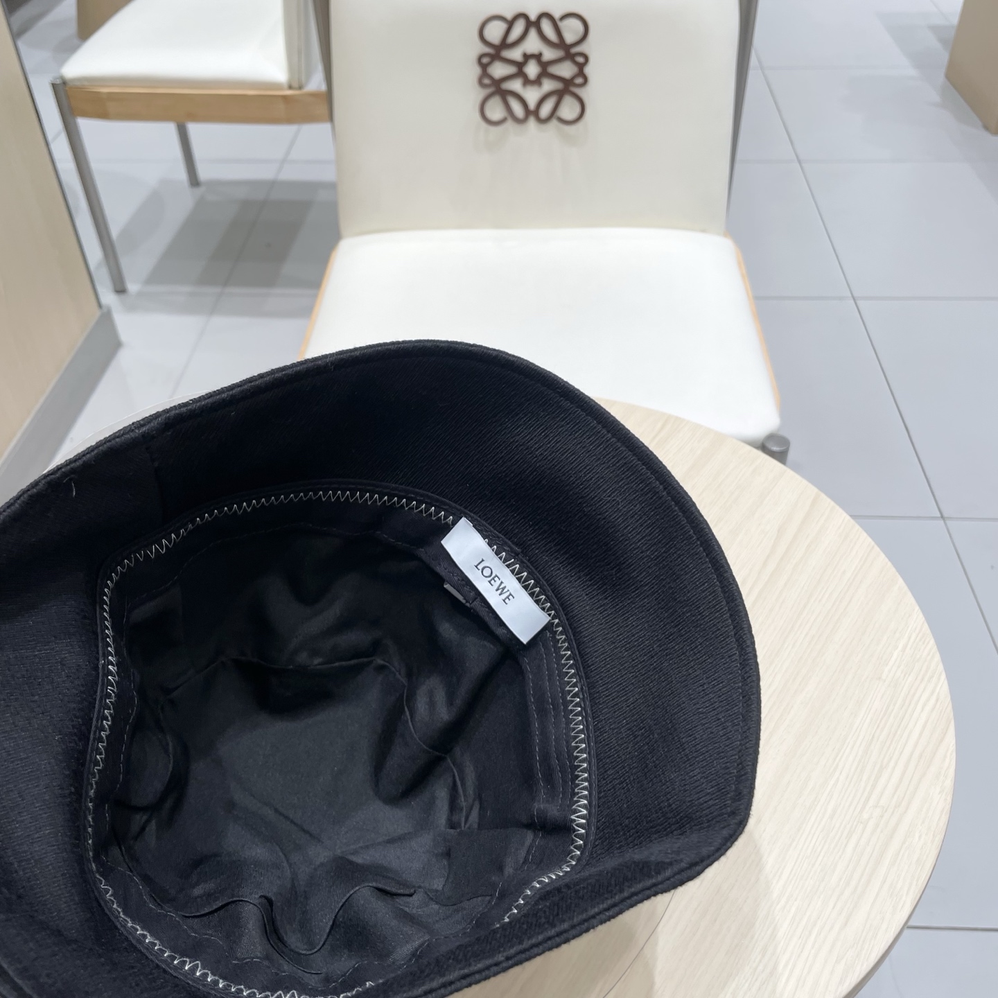 Loewe hat