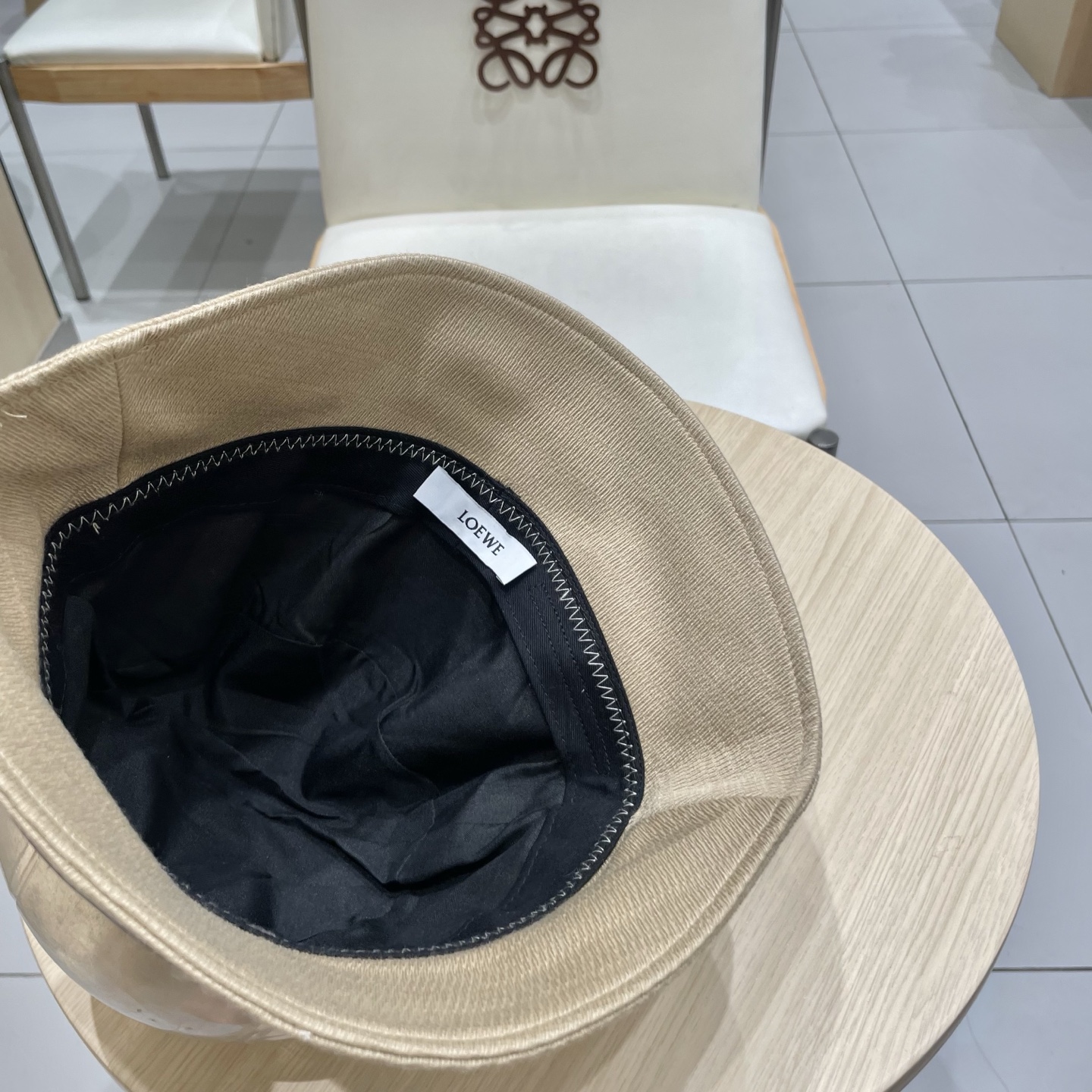 Loewe hat
