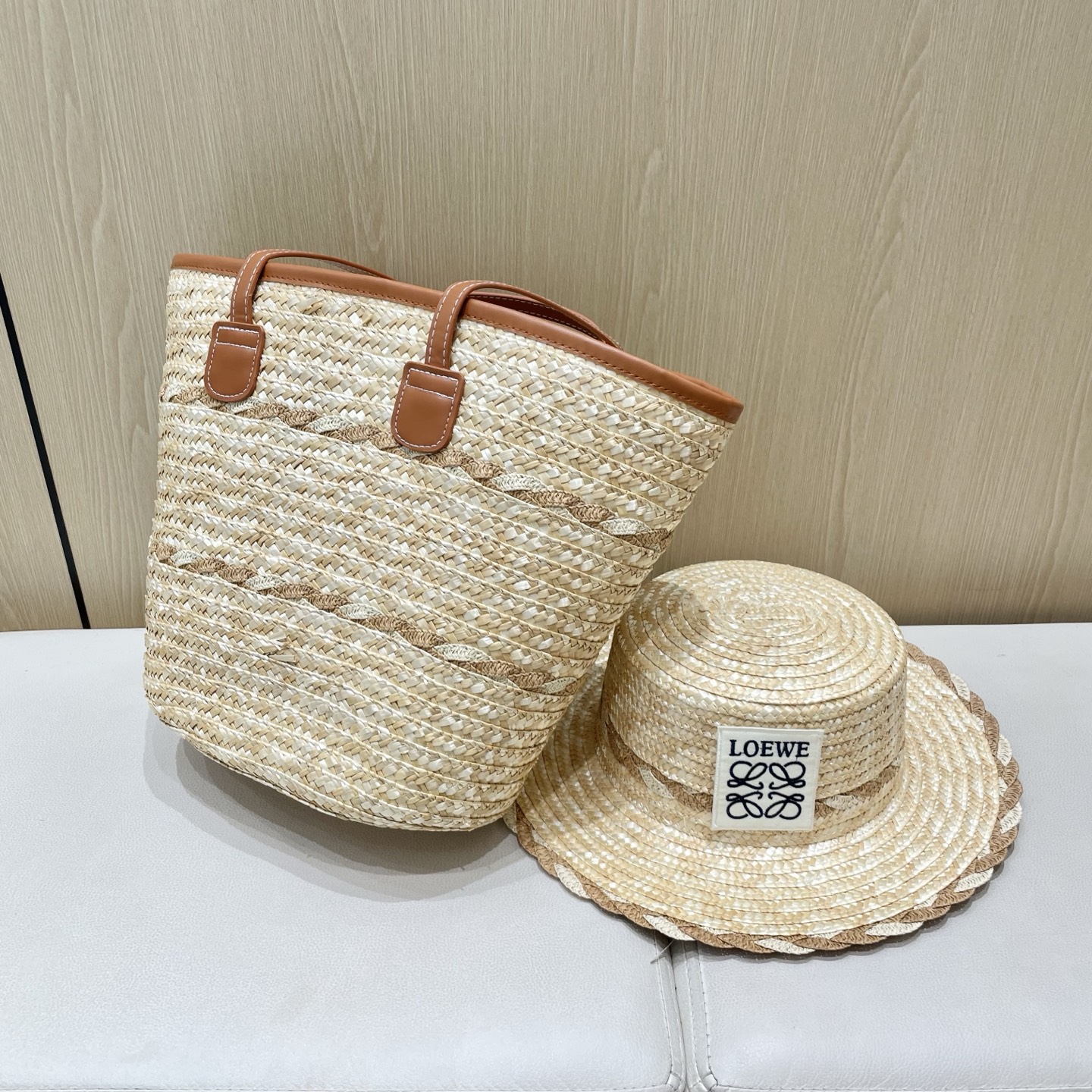 Loewe hat