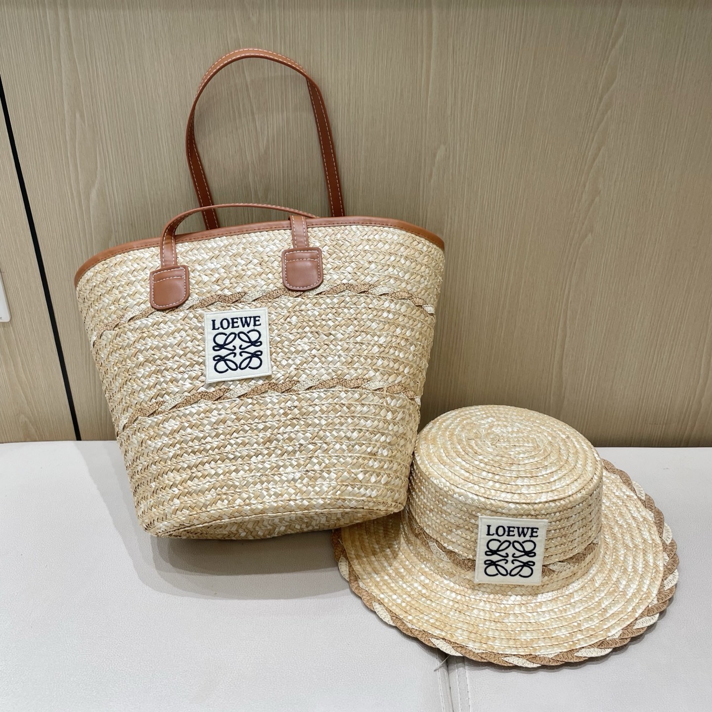 Loewe hat