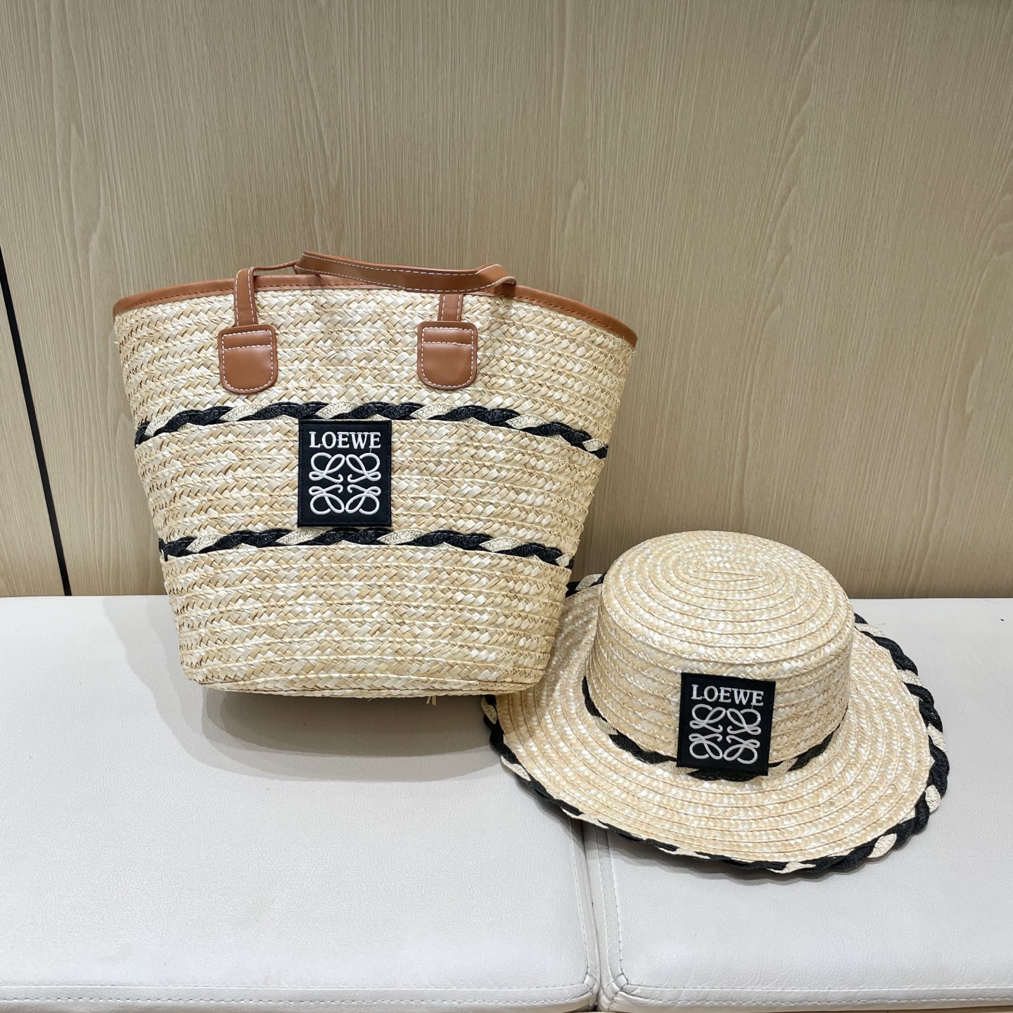 Loewe hat