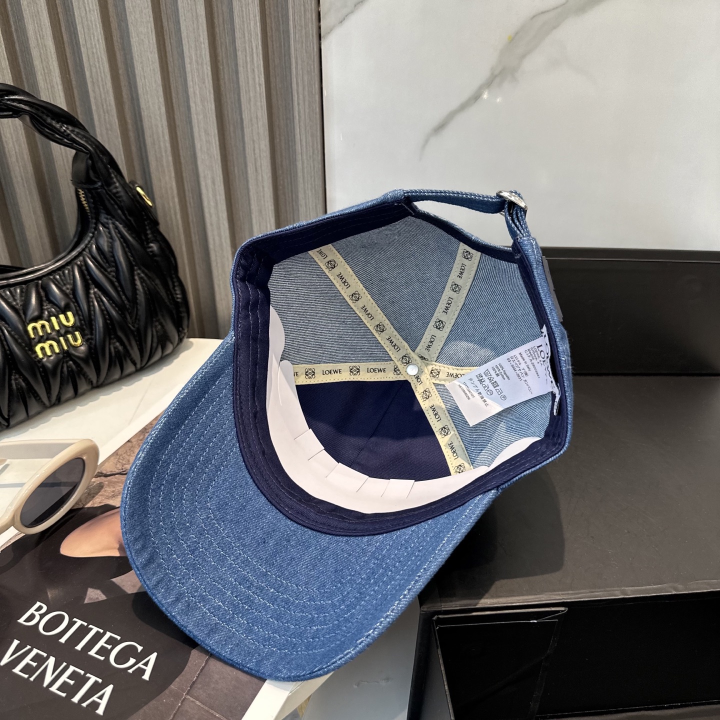 Loewe hat