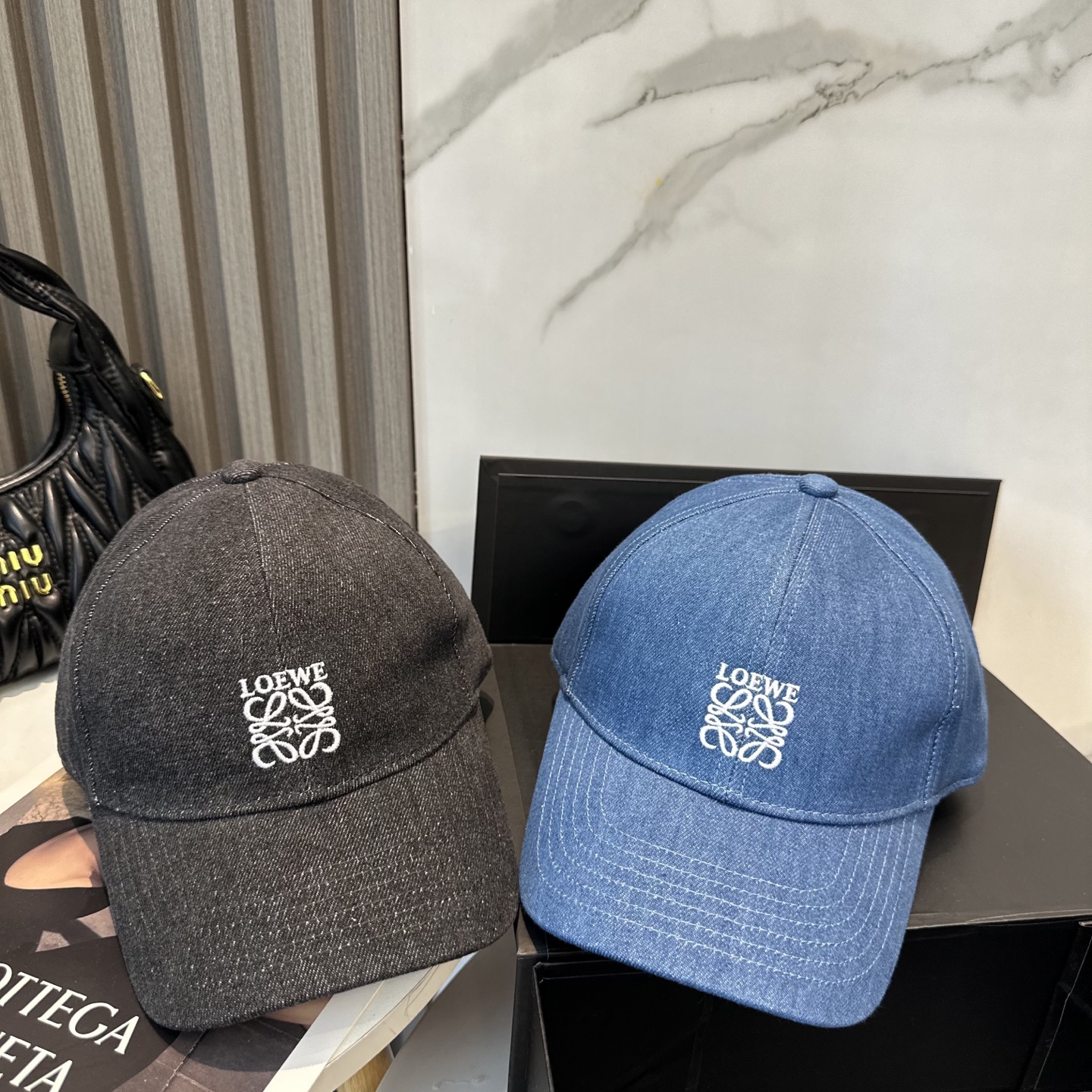 Loewe hat
