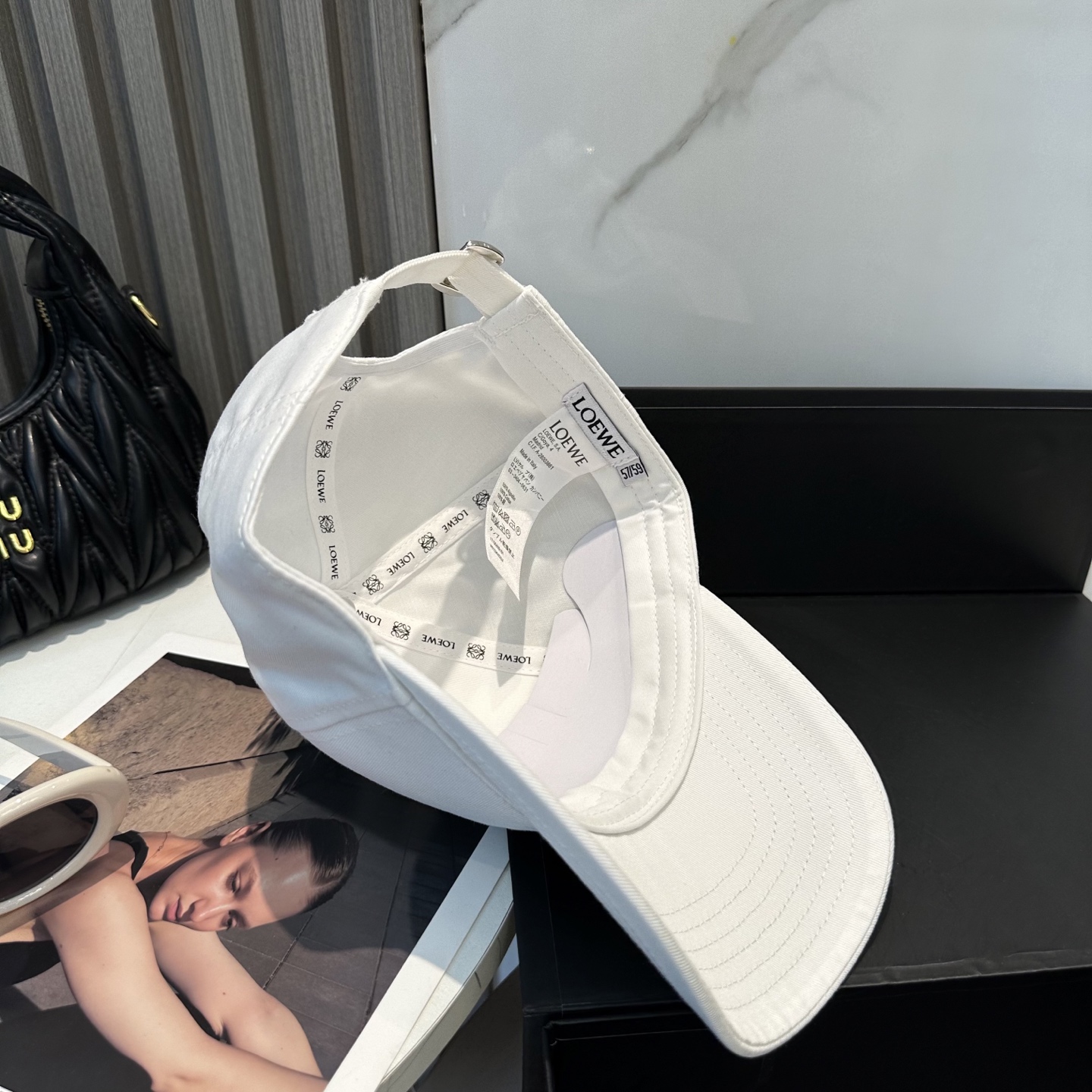 Loewe hat