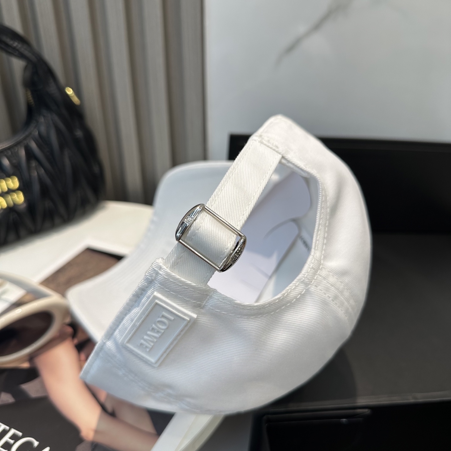 Loewe hat
