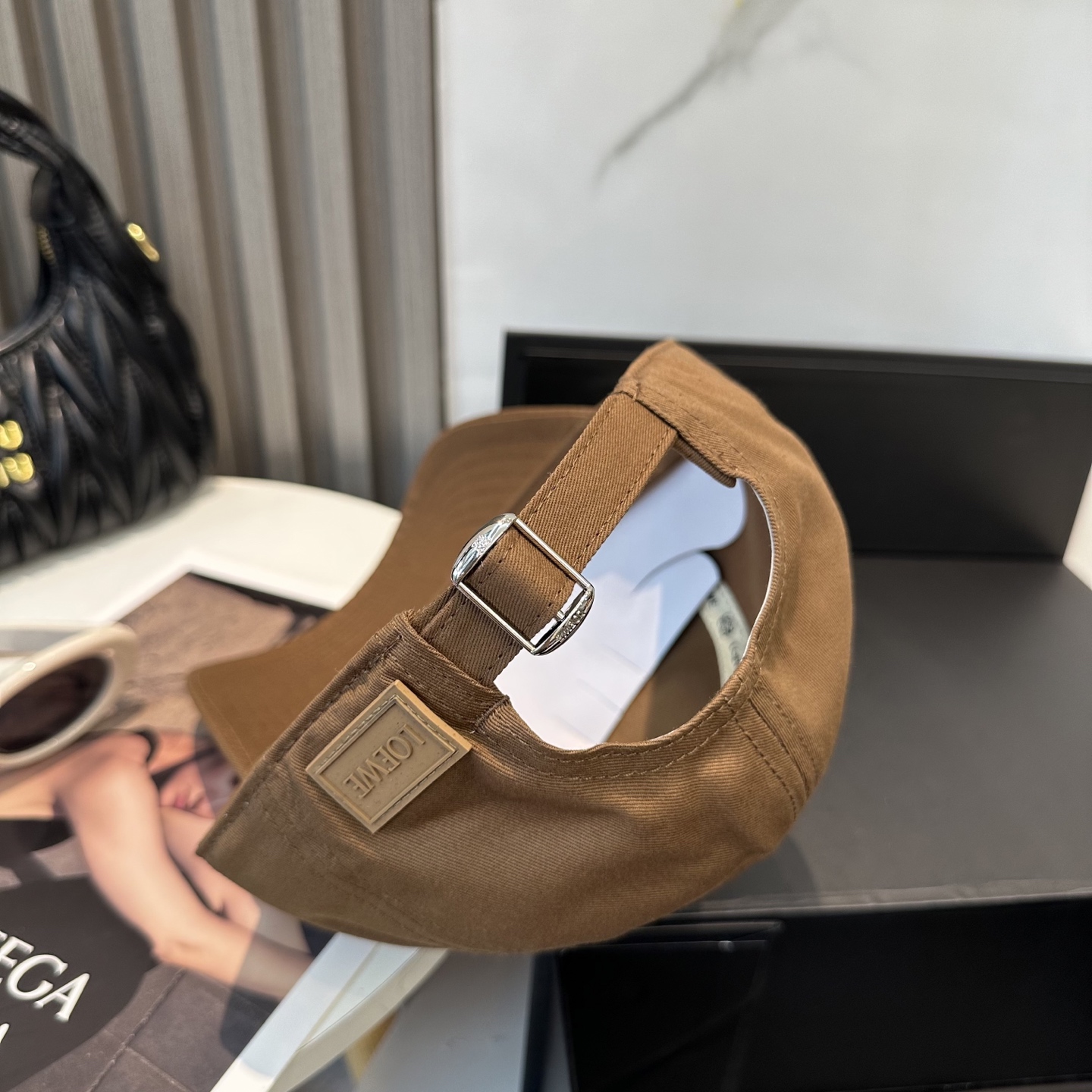 Loewe hat