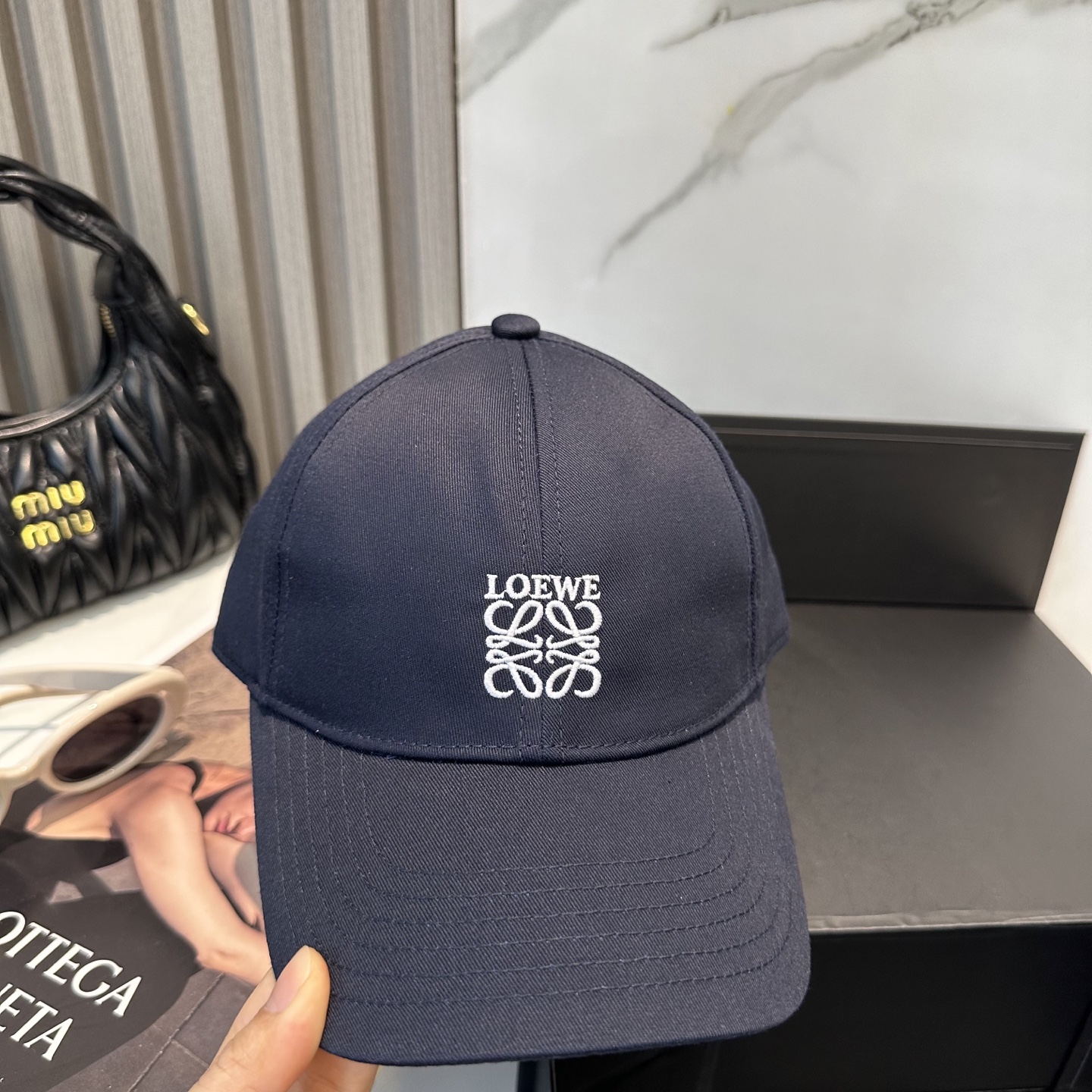 Loewe hat
