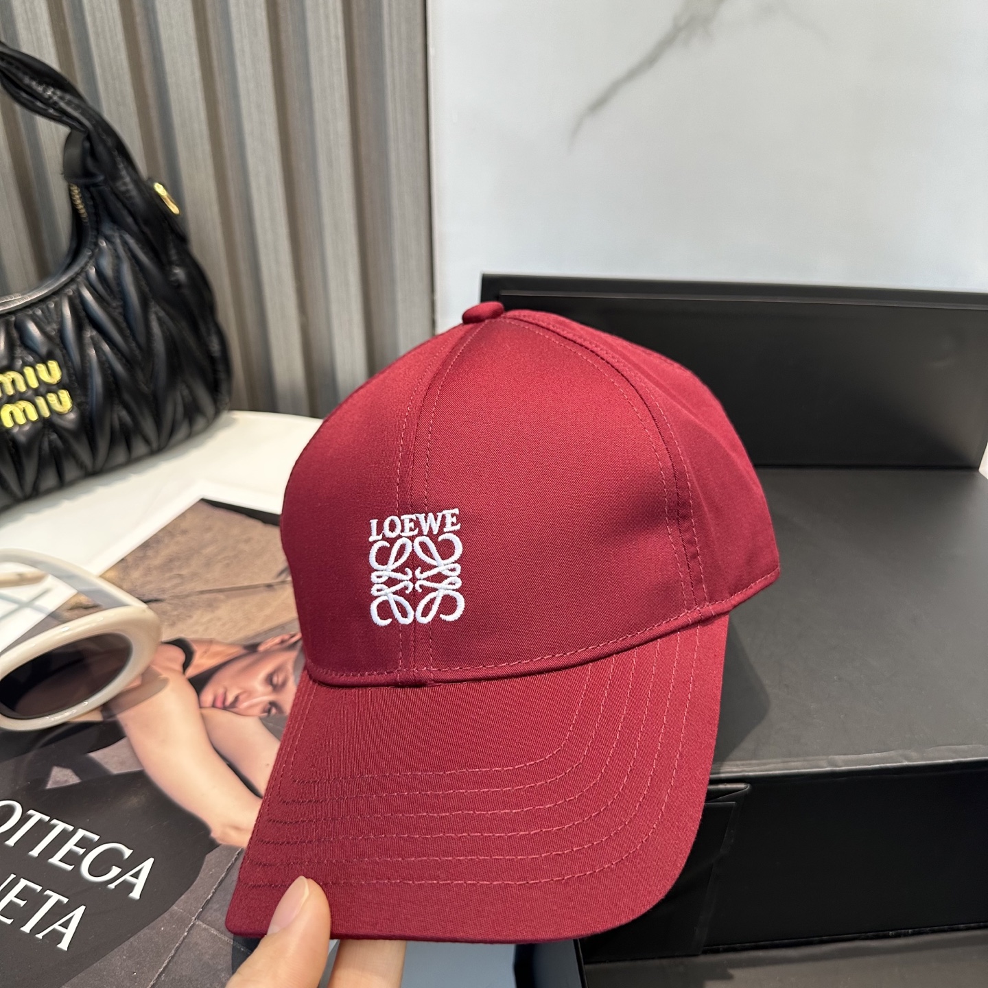 Loewe hat
