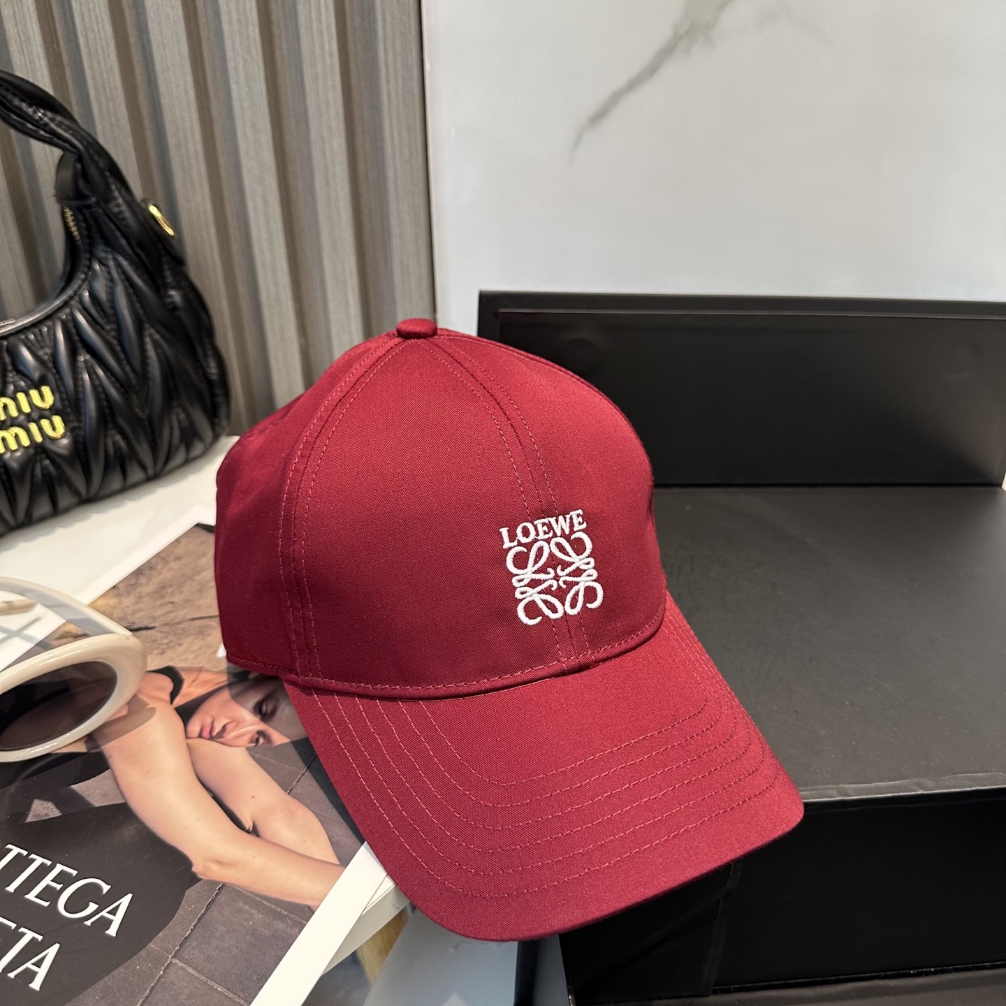 Loewe hat