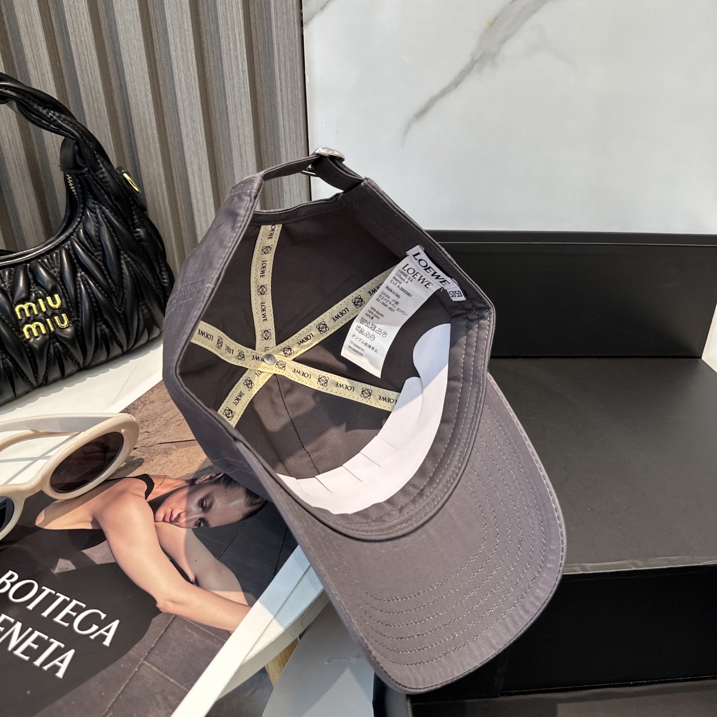 Loewe hat