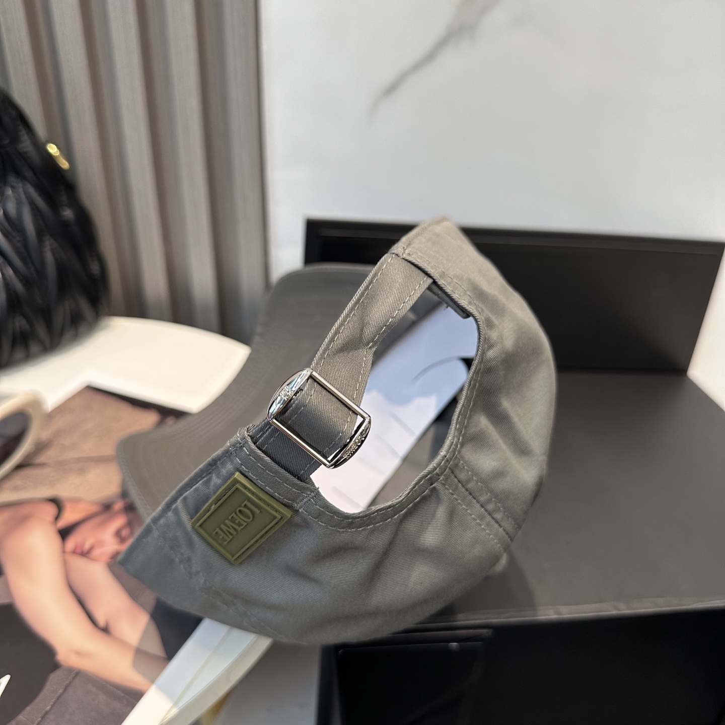 Loewe hat