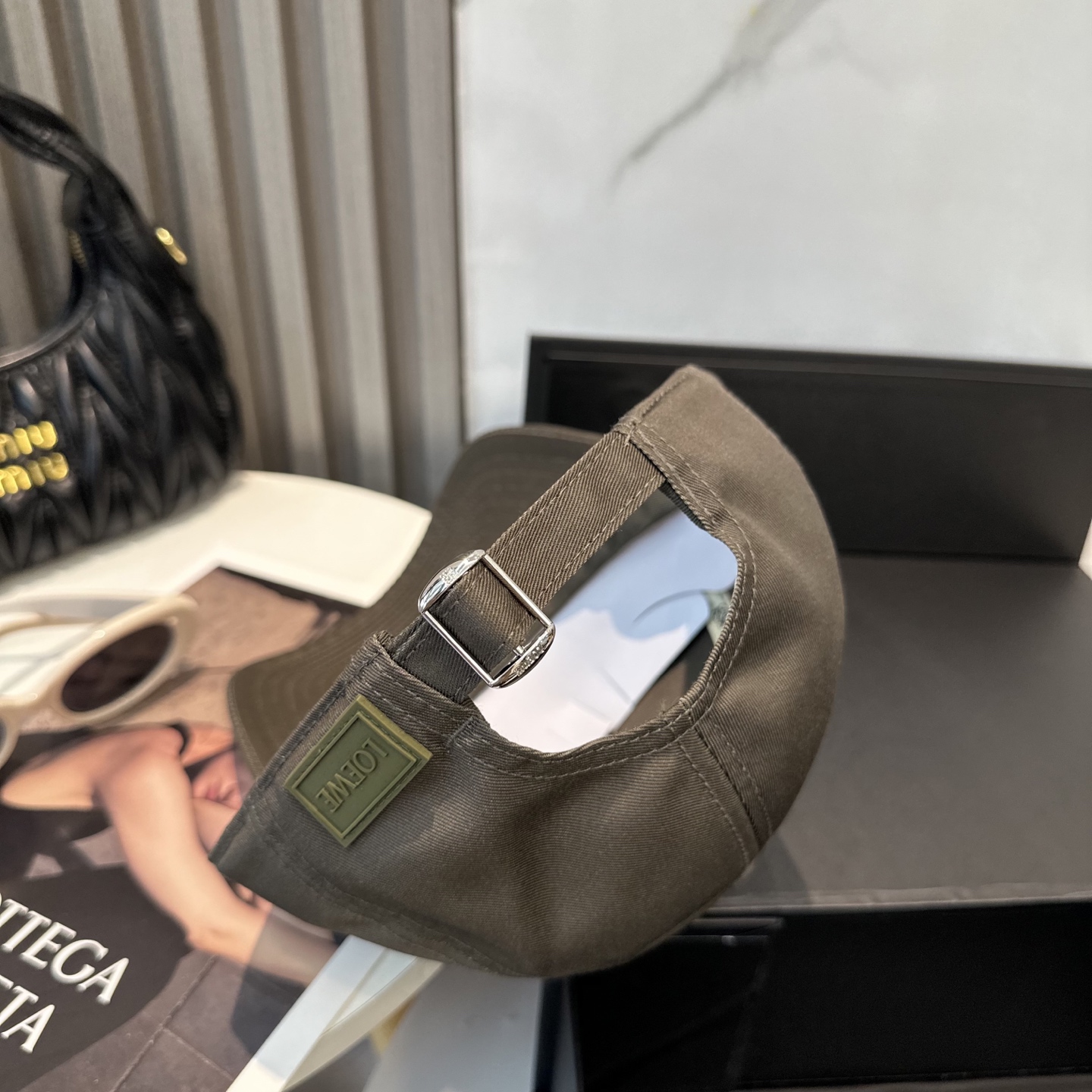 Loewe hat