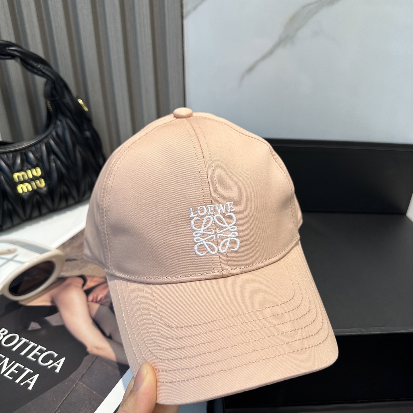 Loewe hat