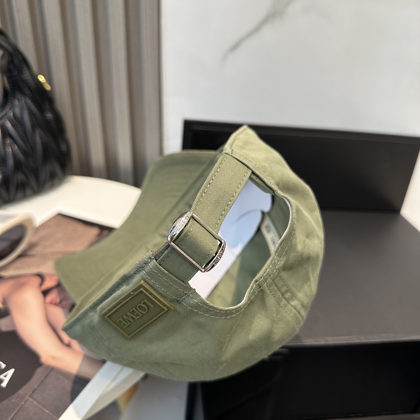 Loewe hat