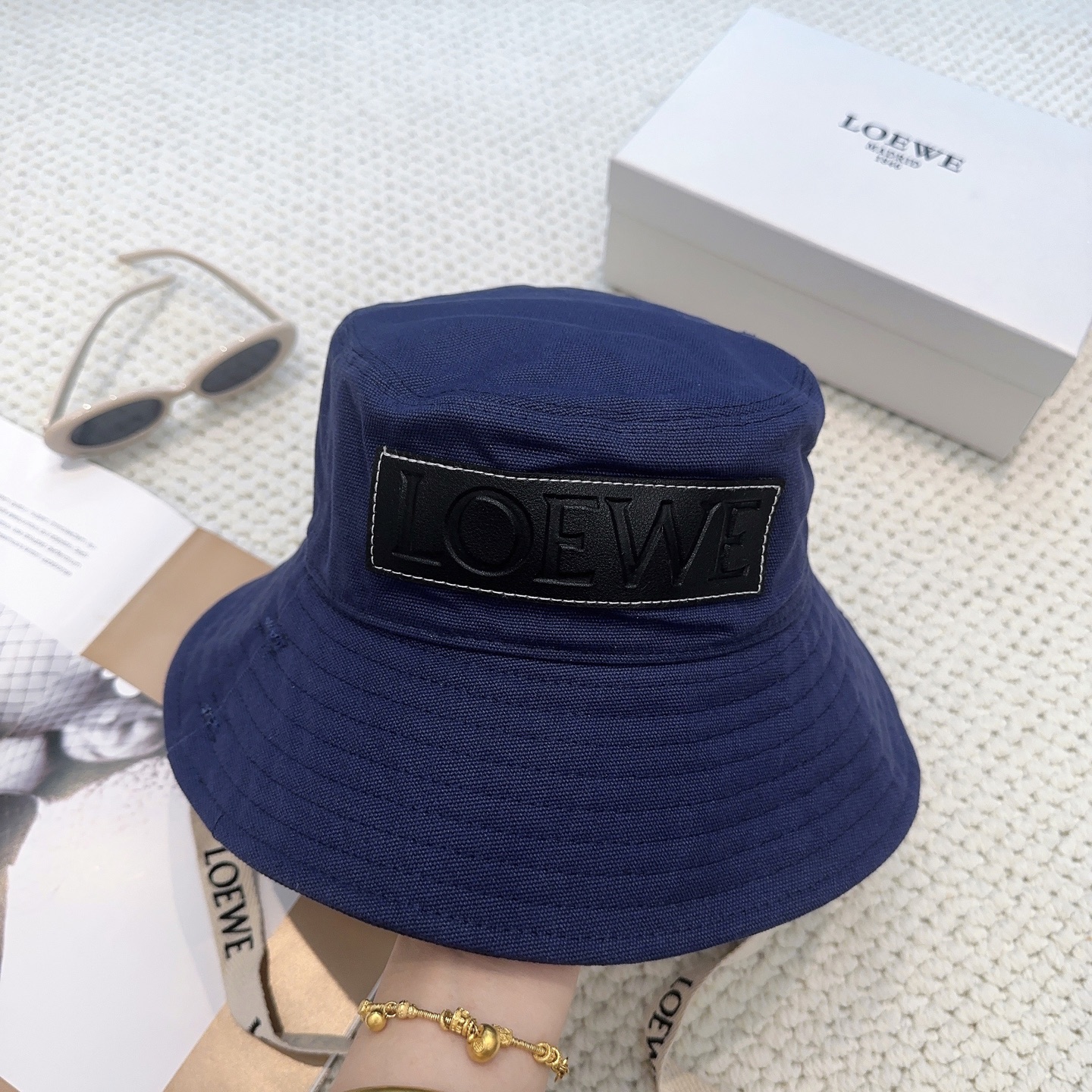 Loewe hat