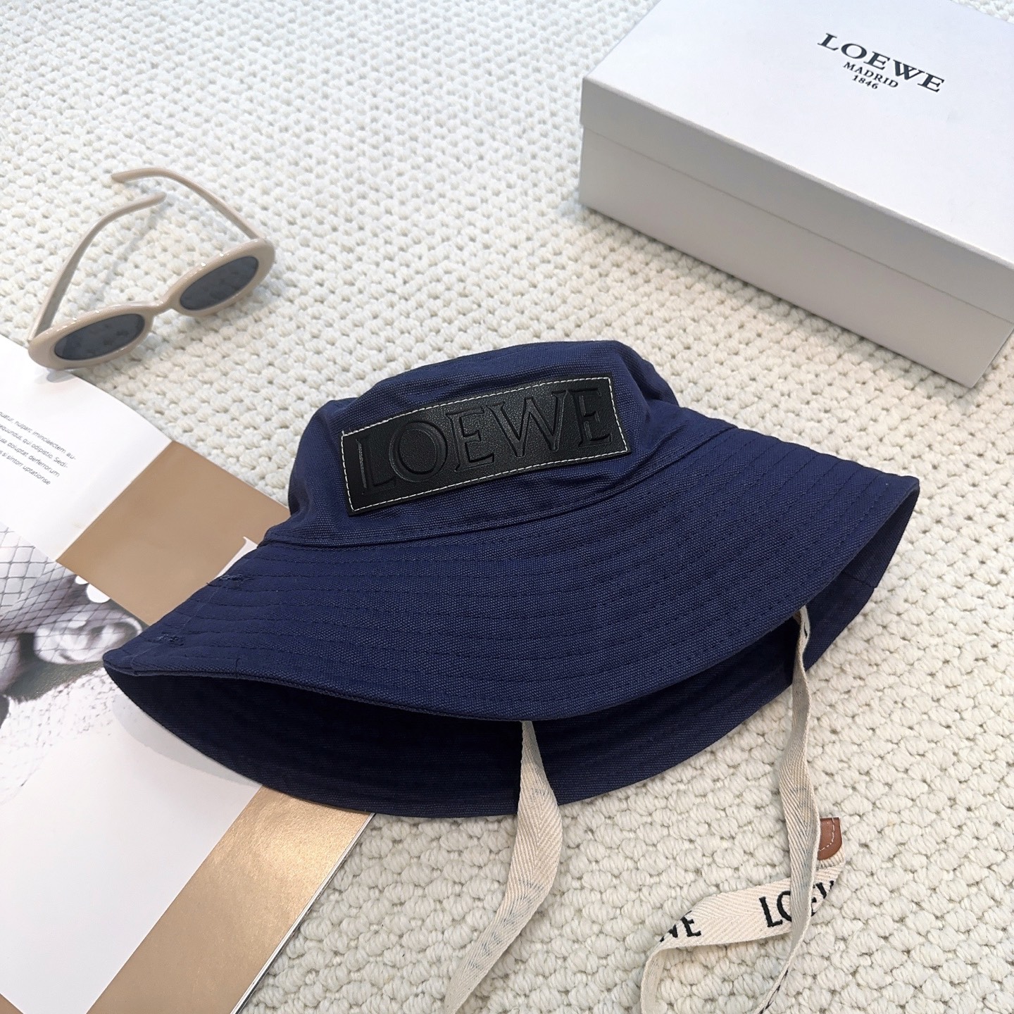 Loewe hat