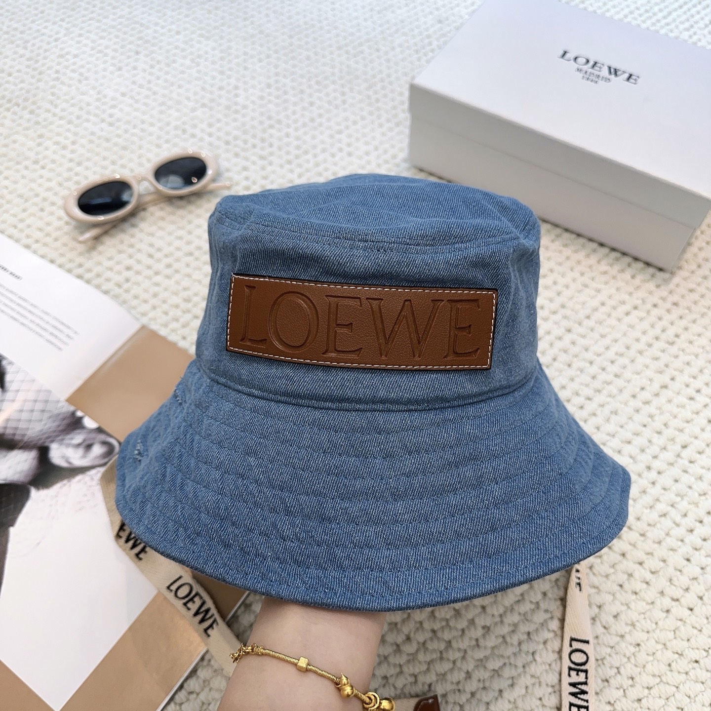 Loewe hat
