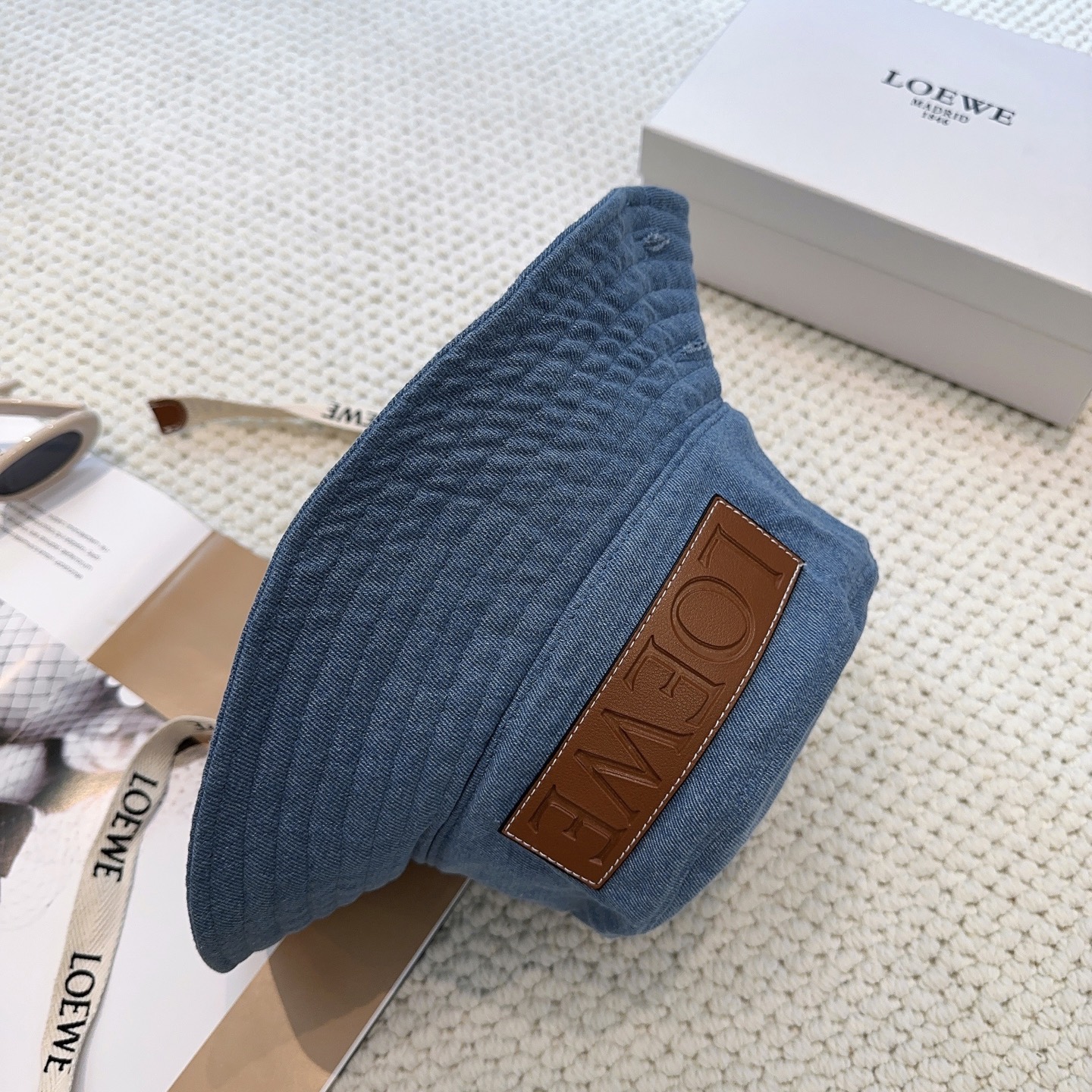 Loewe hat