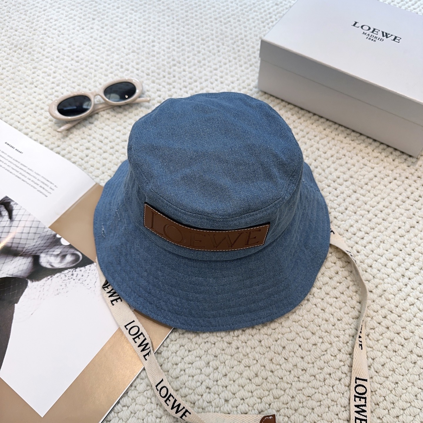 Loewe hat