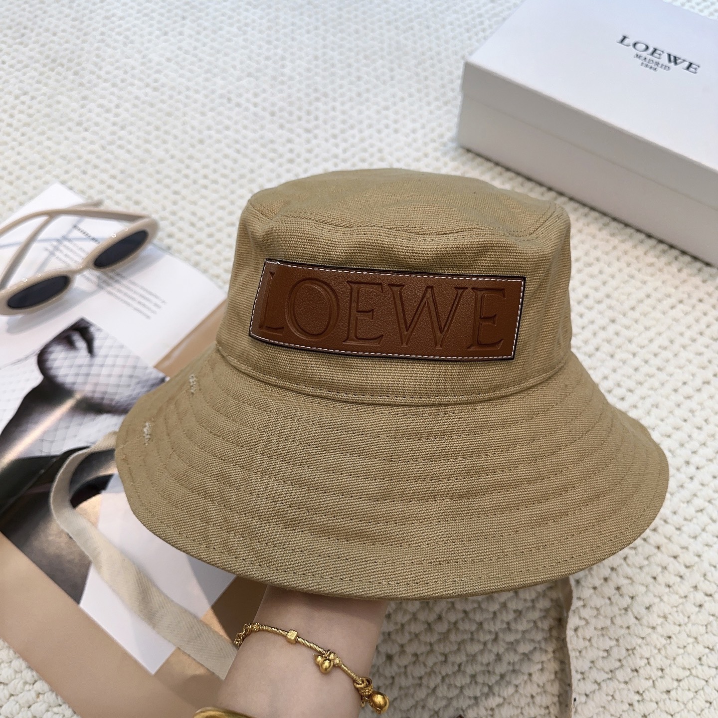 Loewe hat