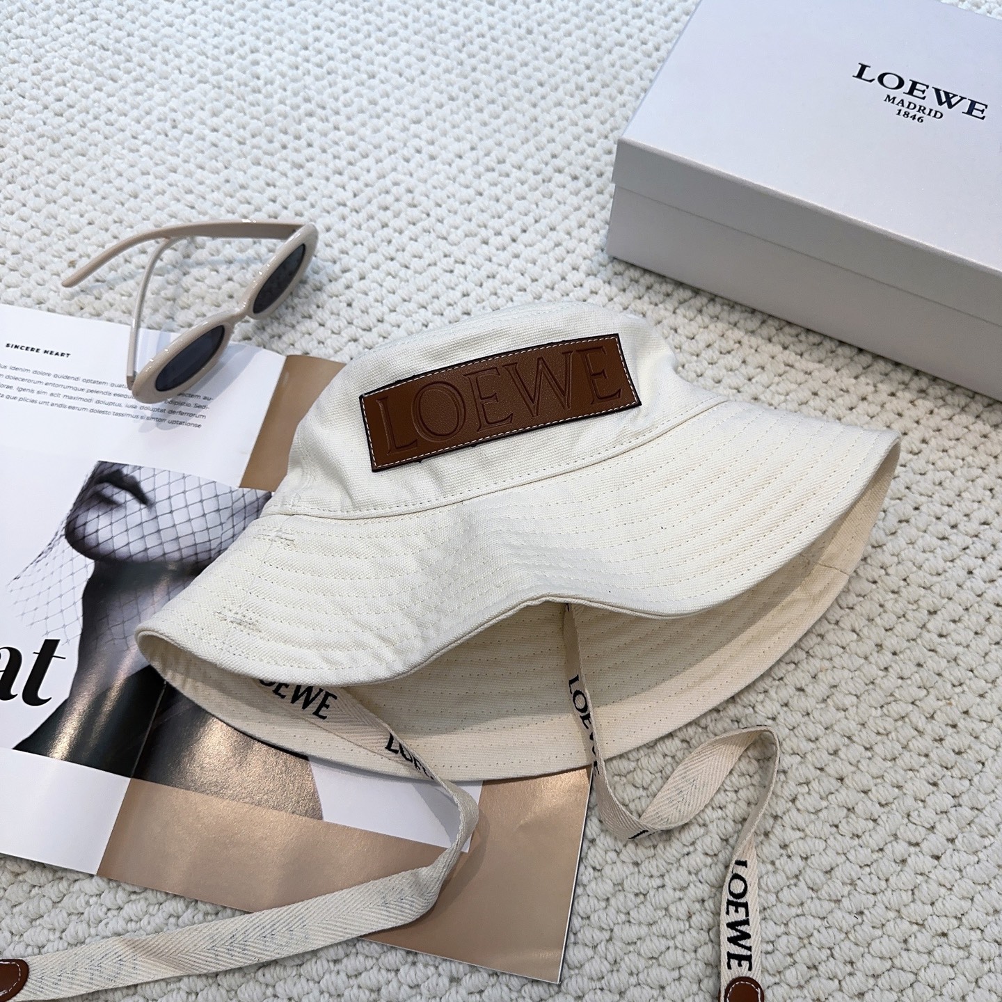 Loewe hat