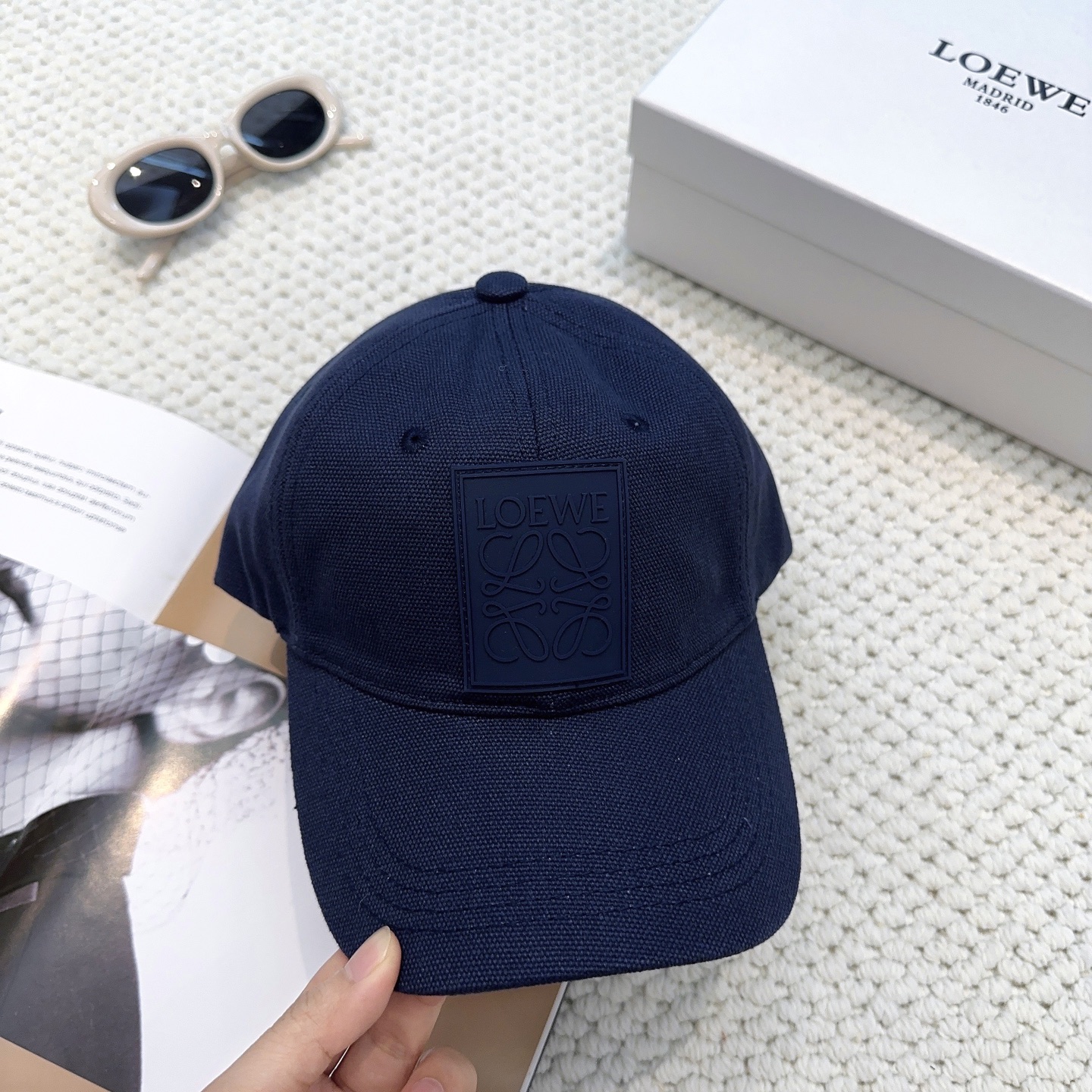 Loewe hat